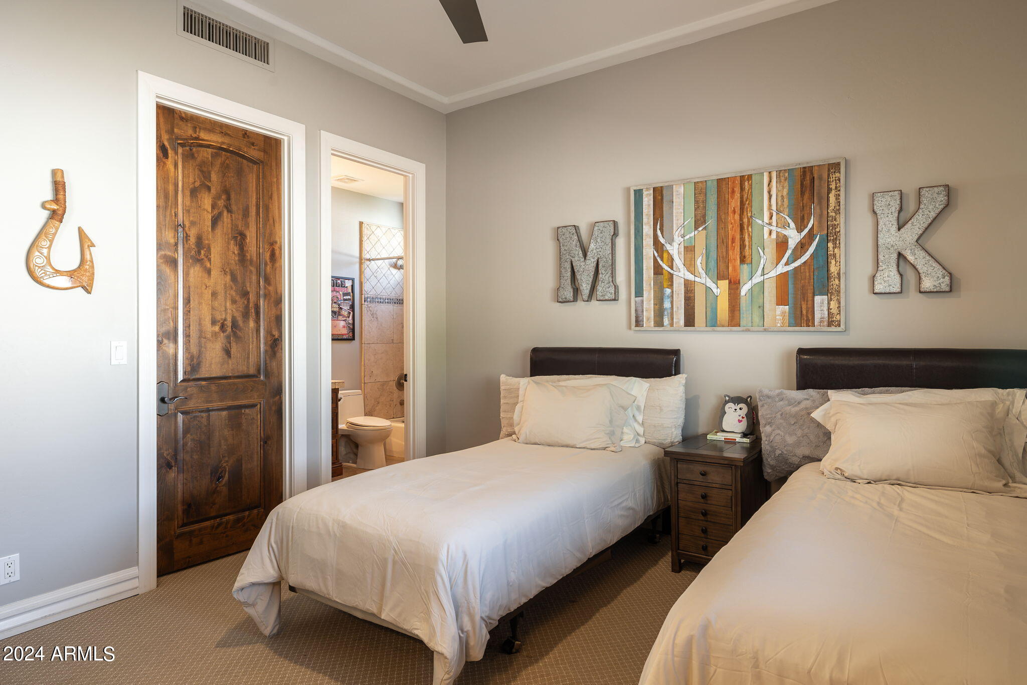 PARADISE COUNTRY ESTATES 2 - Residential