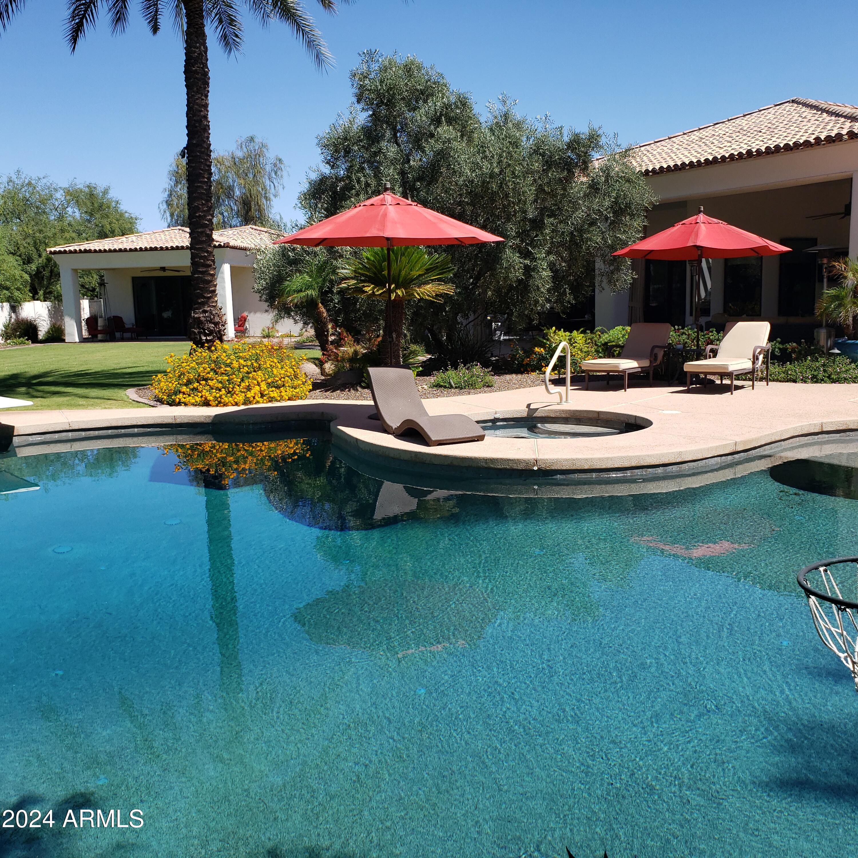 PARADISE COUNTRY ESTATES 2 - Residential