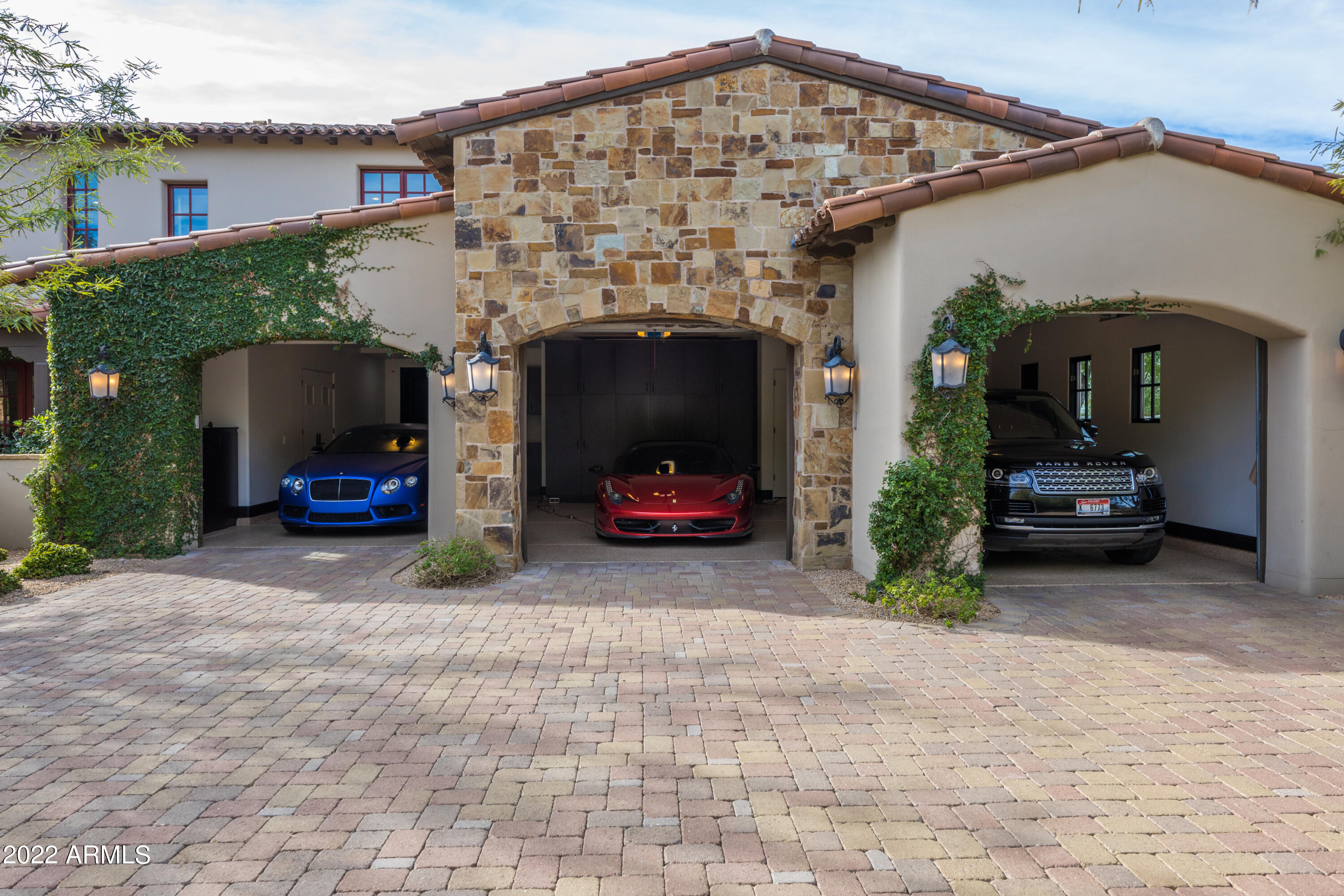 SILVERLEAF - Residential