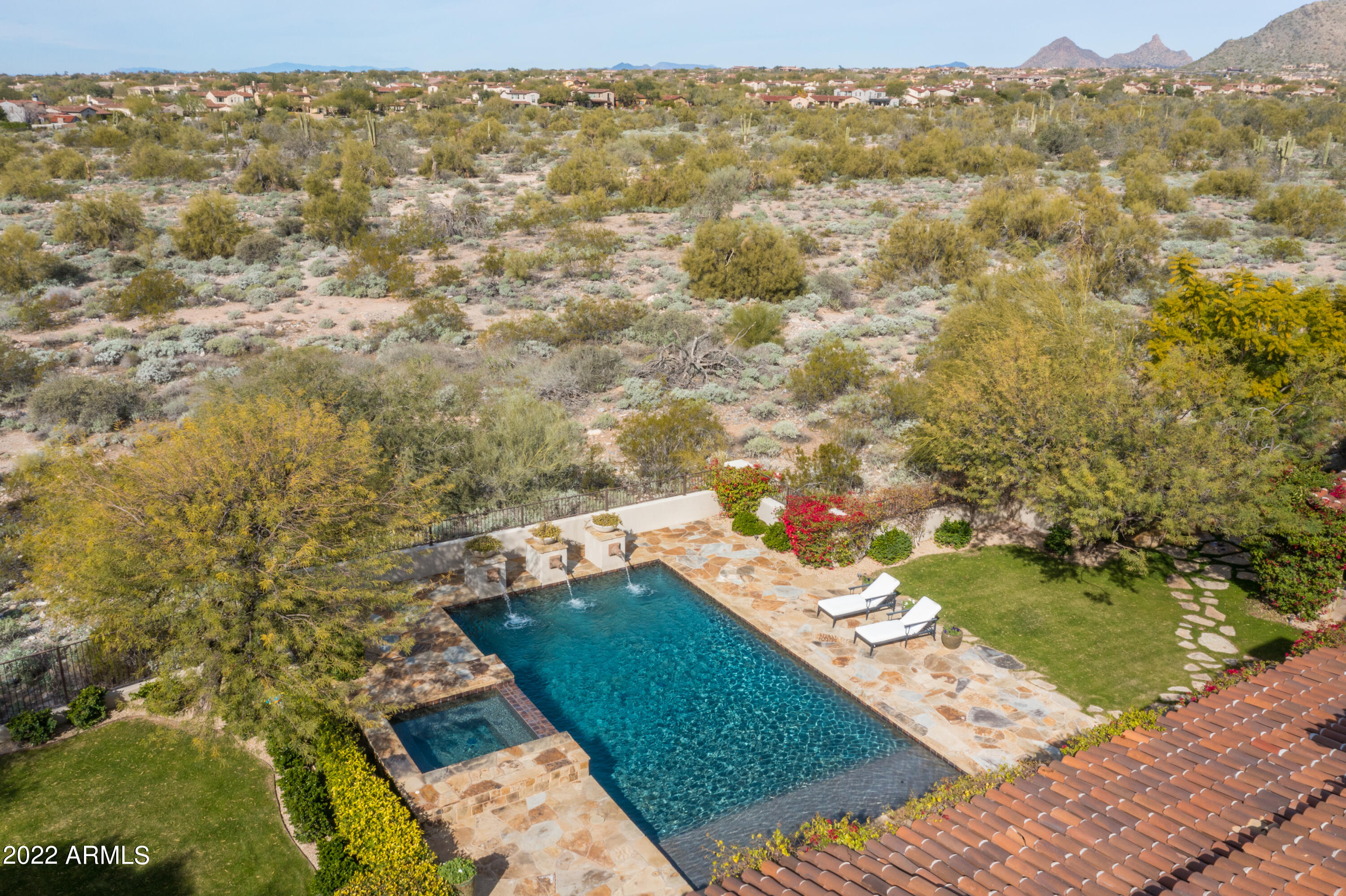 SILVERLEAF - Residential