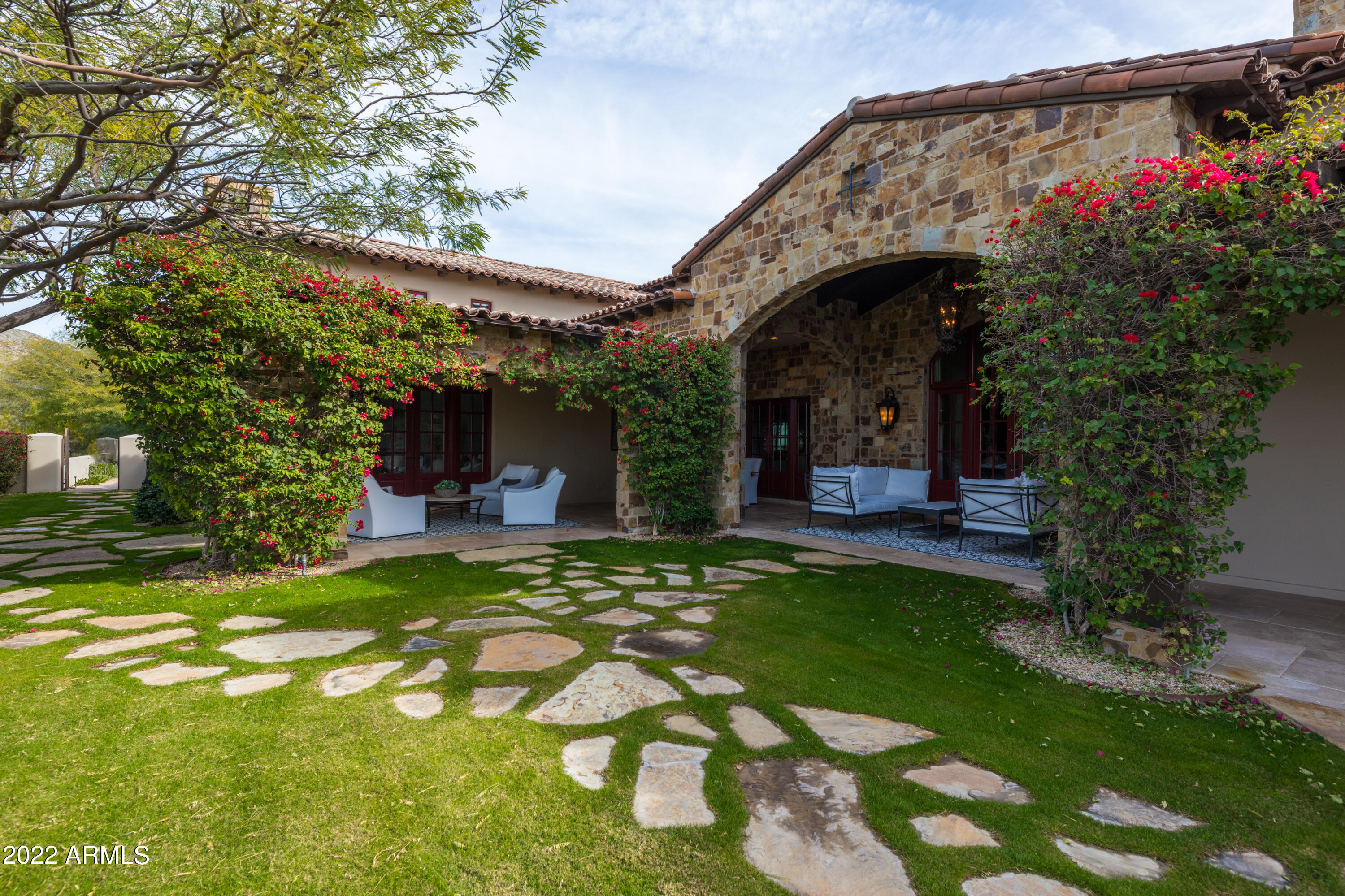SILVERLEAF - Residential