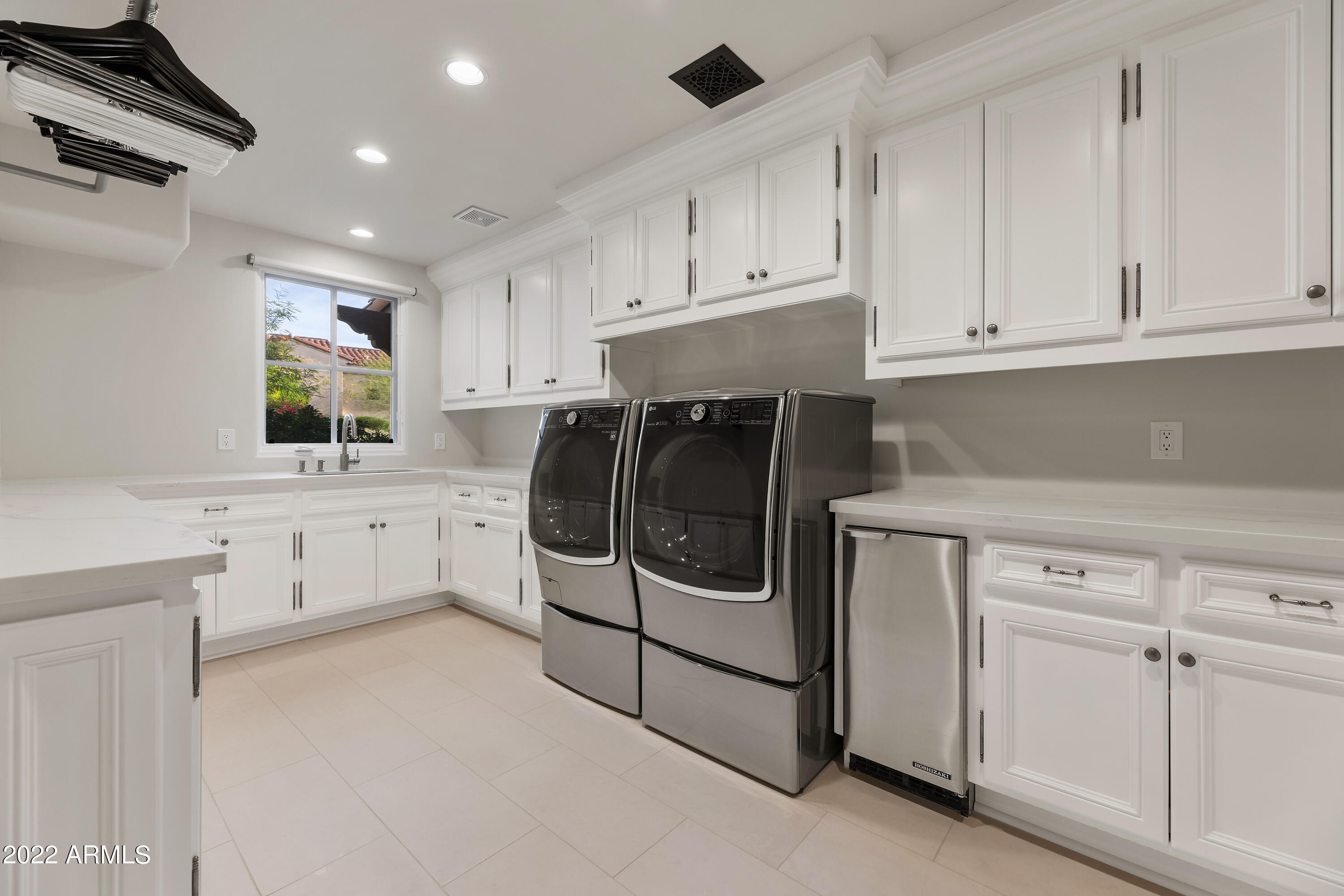 SILVERLEAF - Residential
