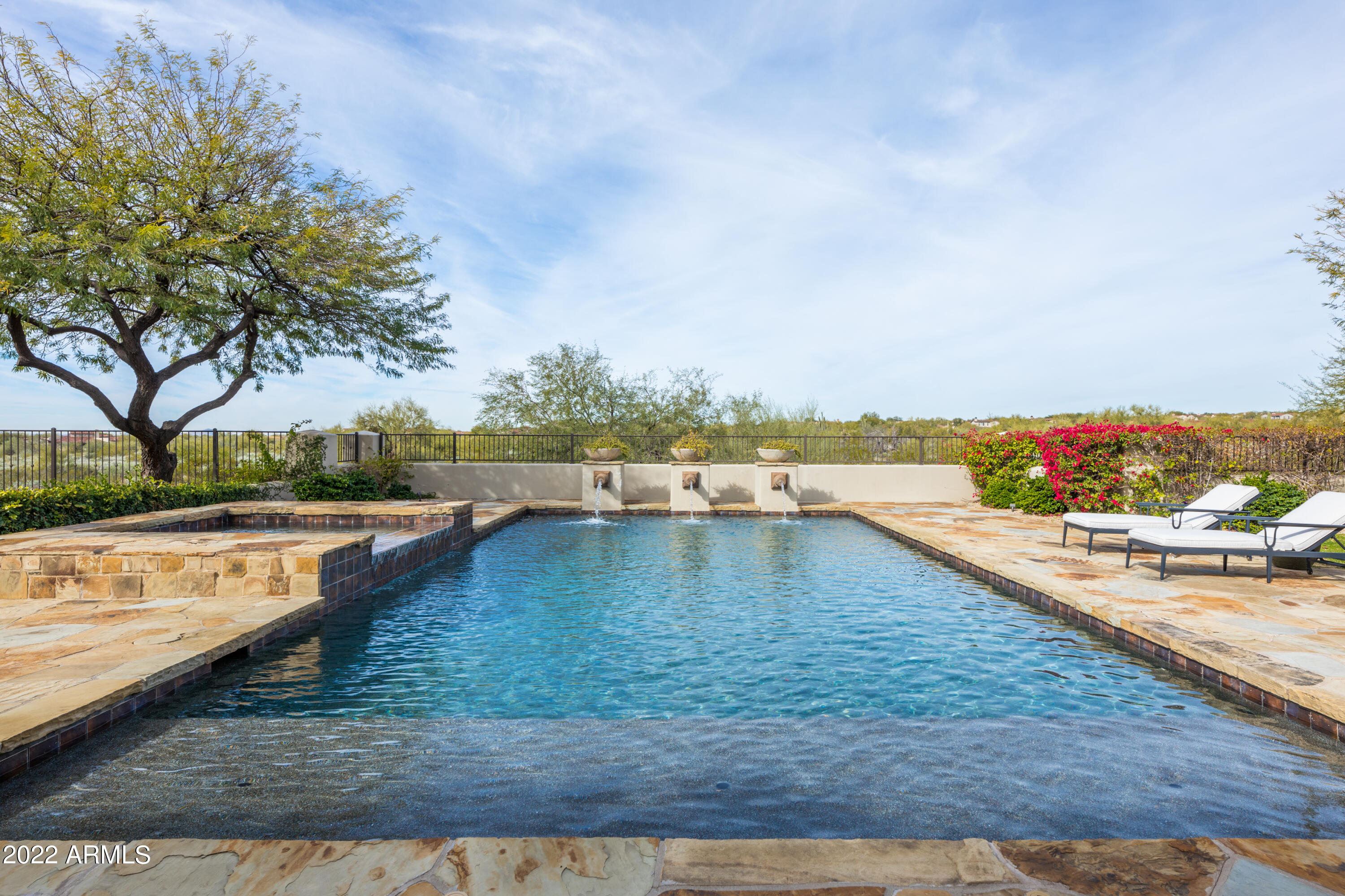SILVERLEAF - Residential