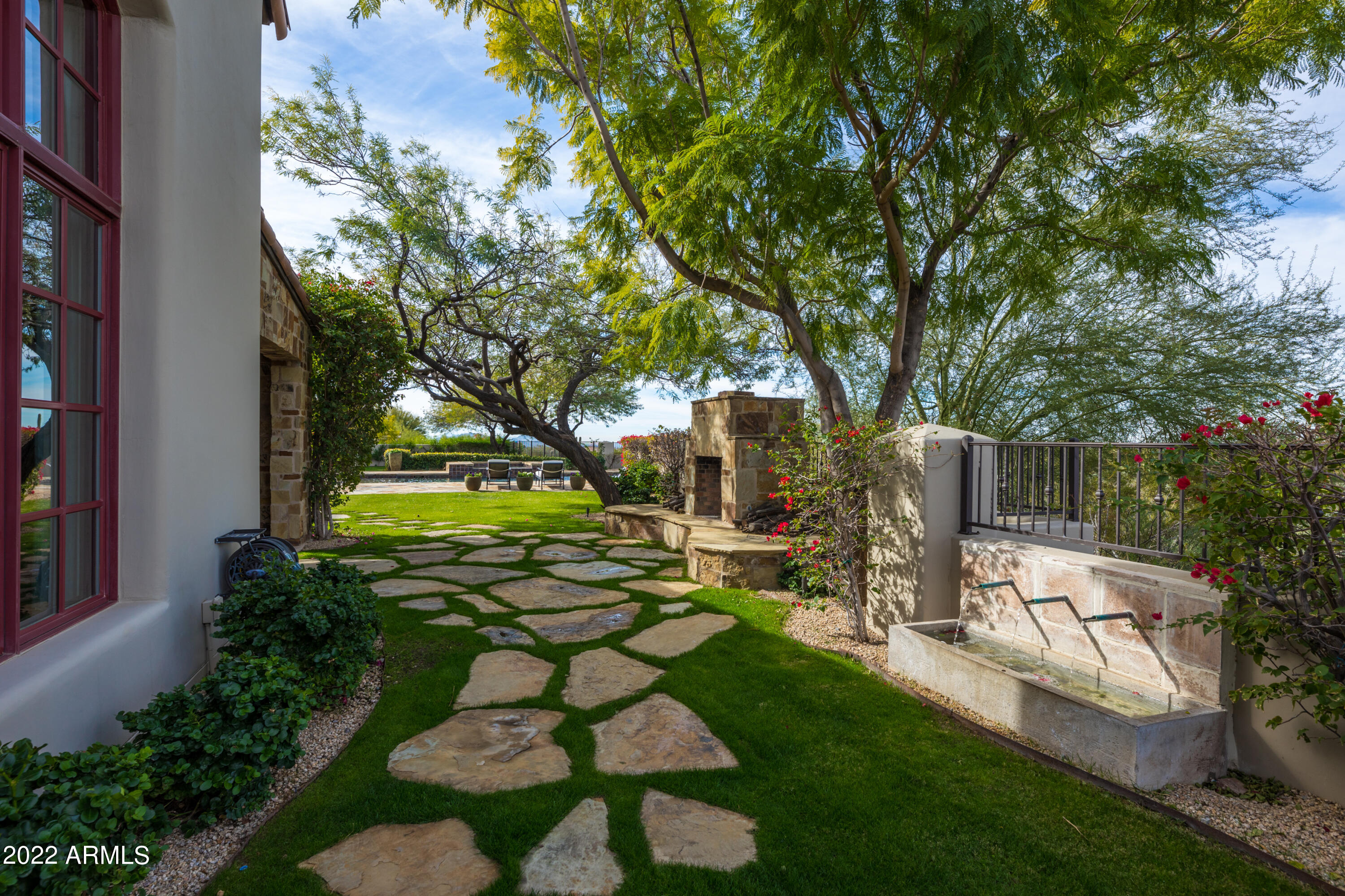 SILVERLEAF - Residential