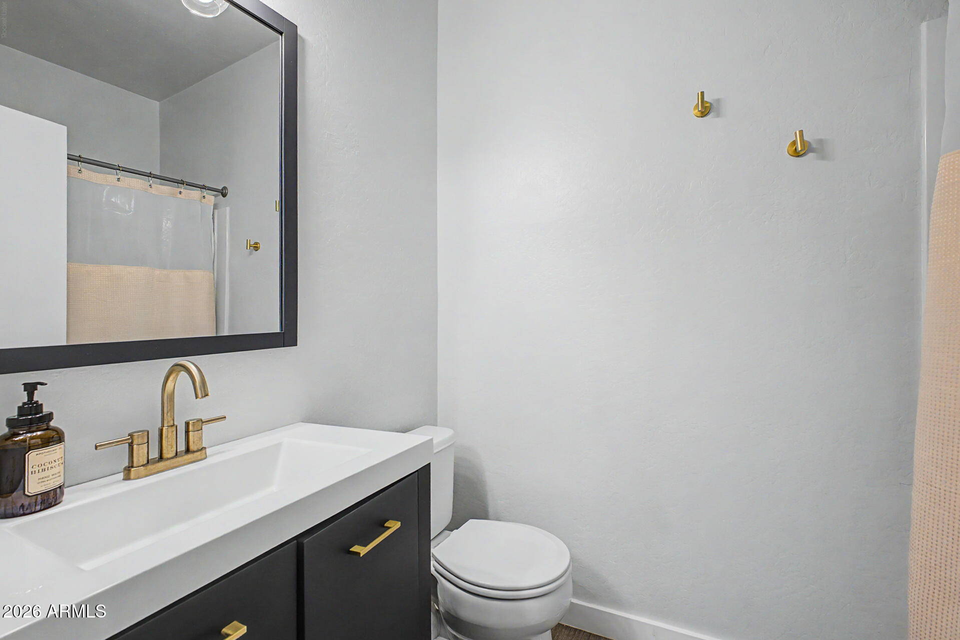DARAVANTE CONDOMINIUM 2ND AMD - Residential