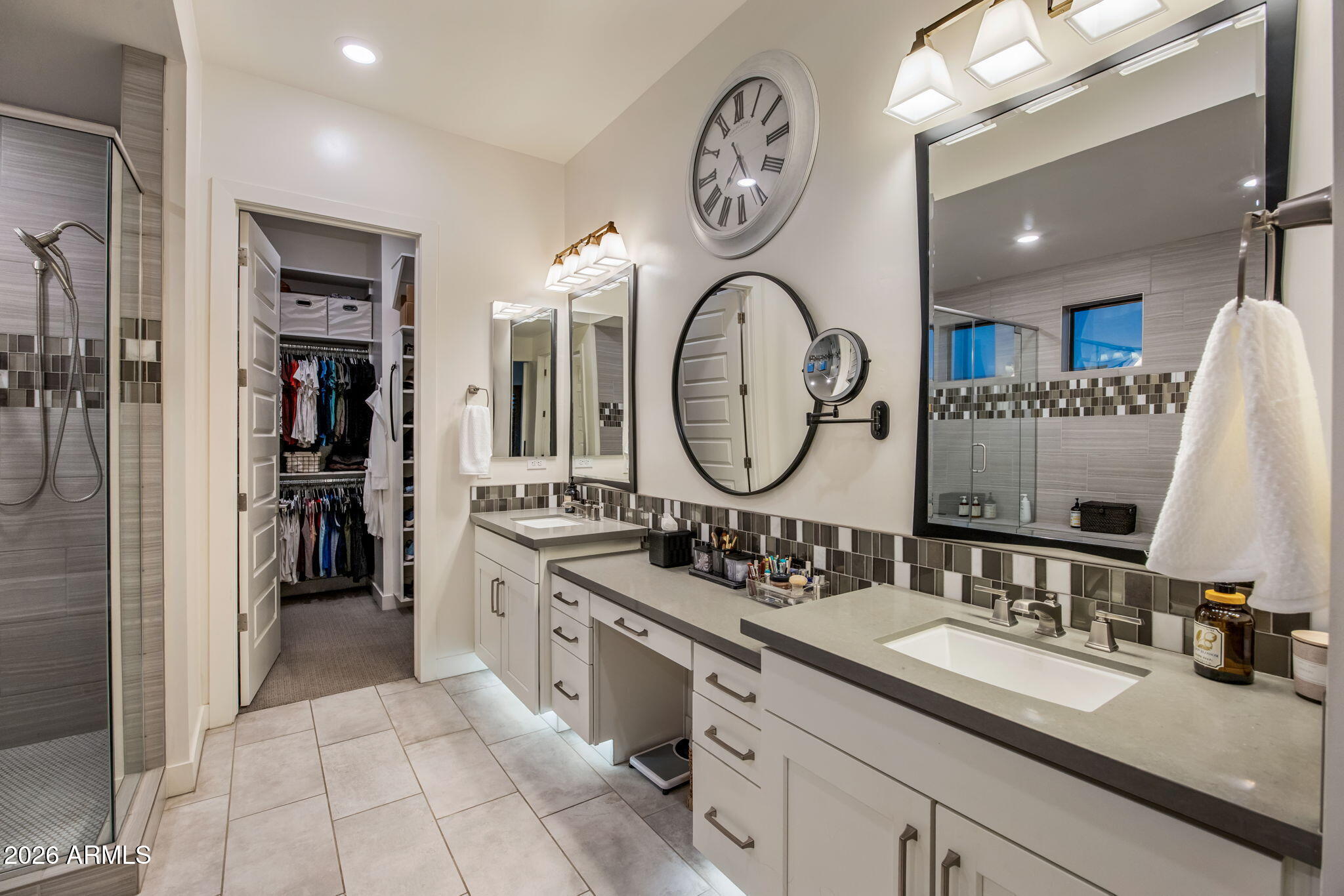 RESERVES AT VAL VISTA - Residential