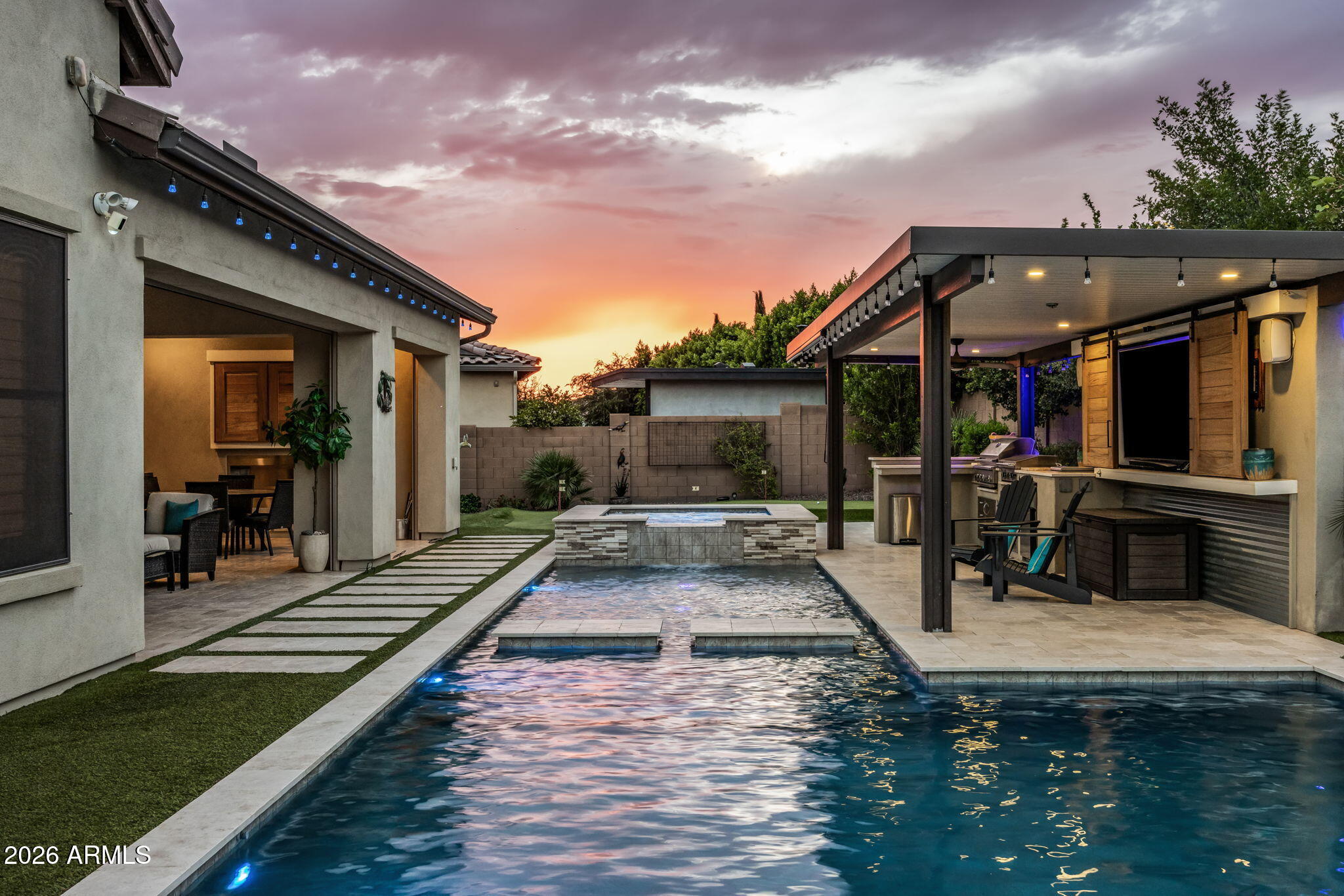 RESERVES AT VAL VISTA - Residential