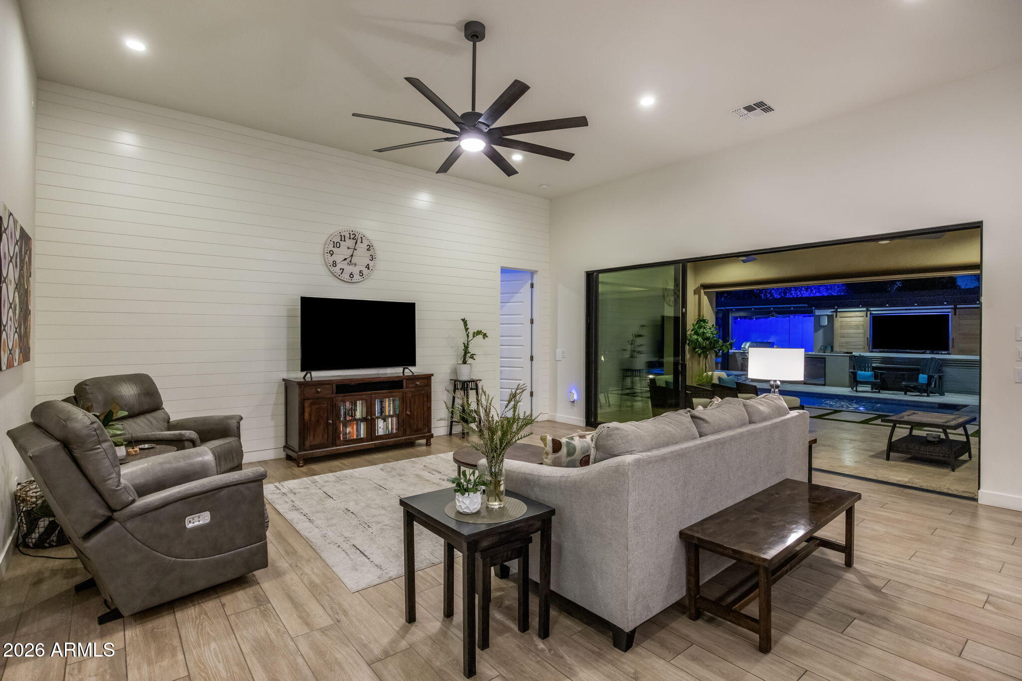 RESERVES AT VAL VISTA - Residential