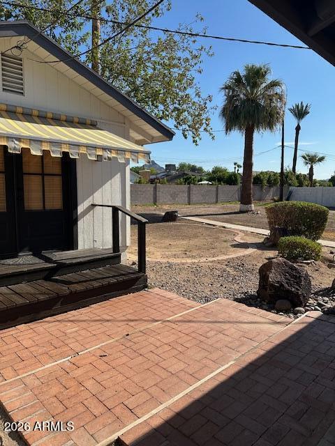 ROBBINS ESTATES - Residential Lease