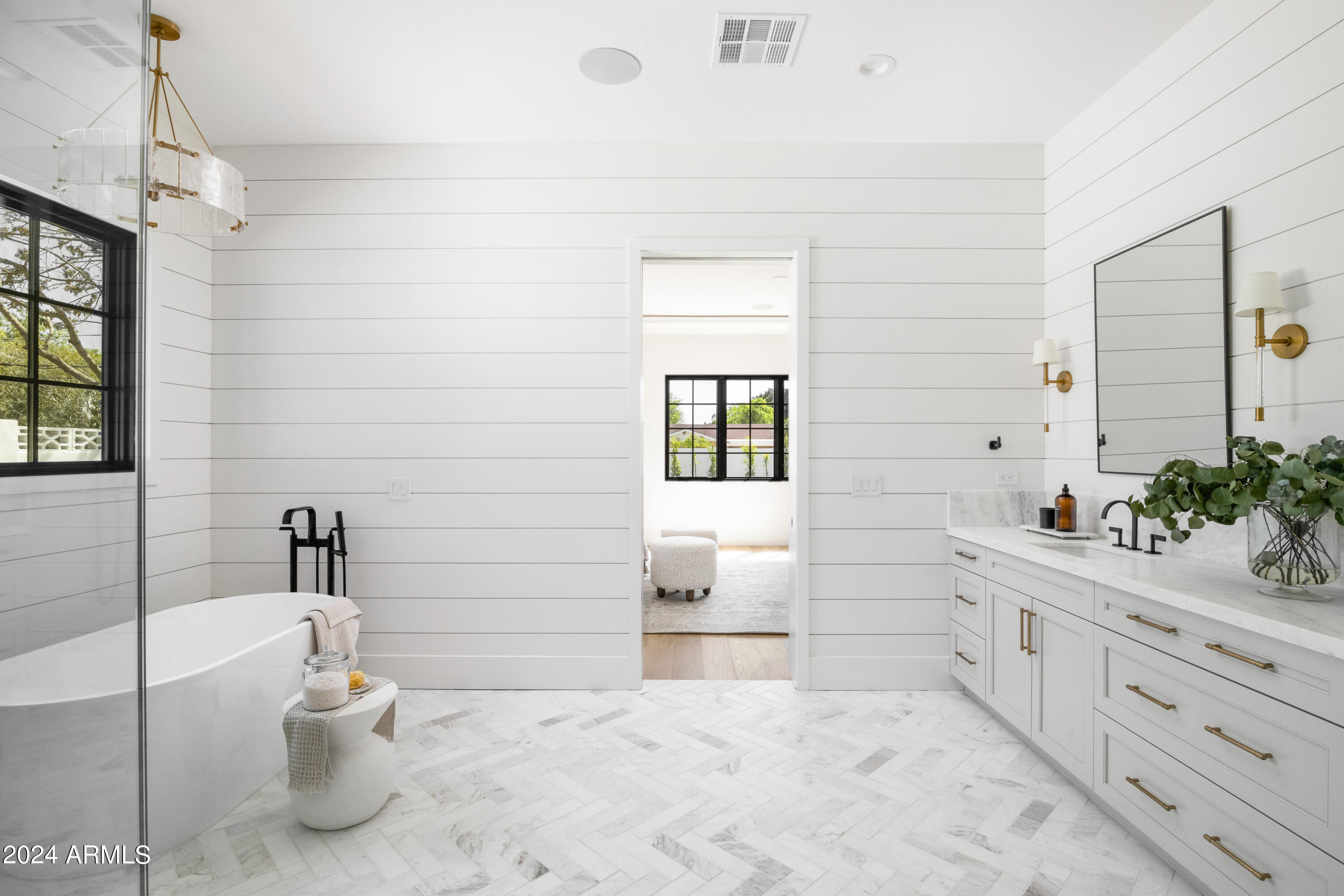 KENWOOD ESTATES - Residential