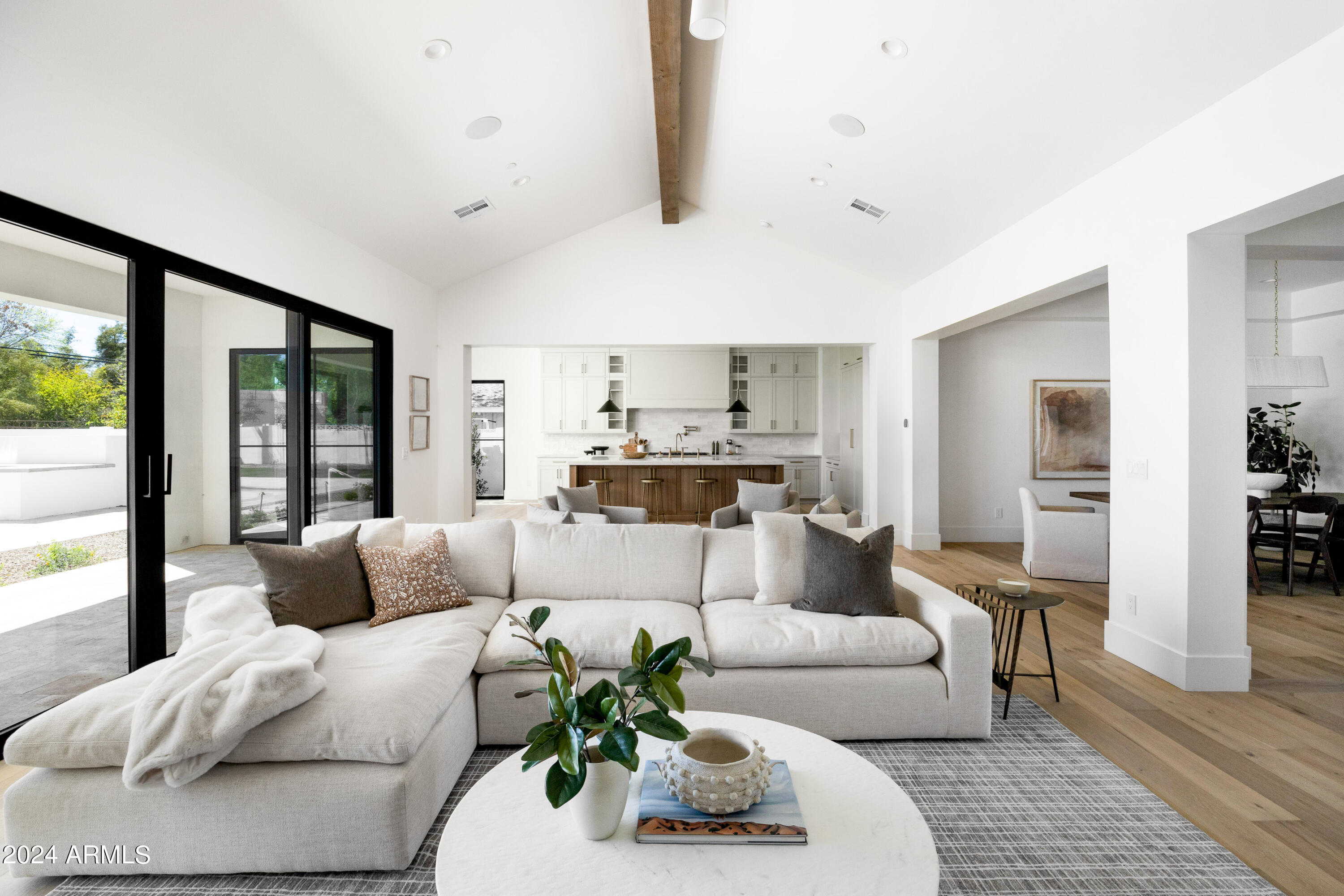 KENWOOD ESTATES - Residential