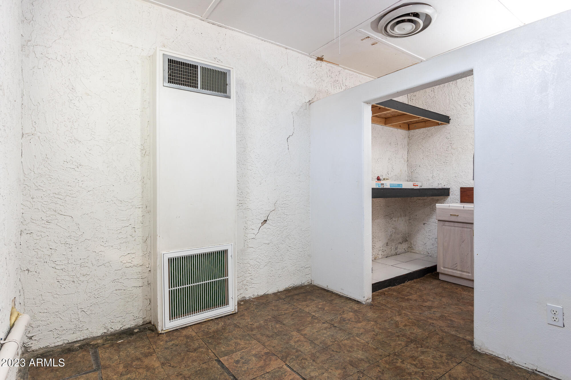 TOWNSITE OF CASA GRANDE - Commercial Sale