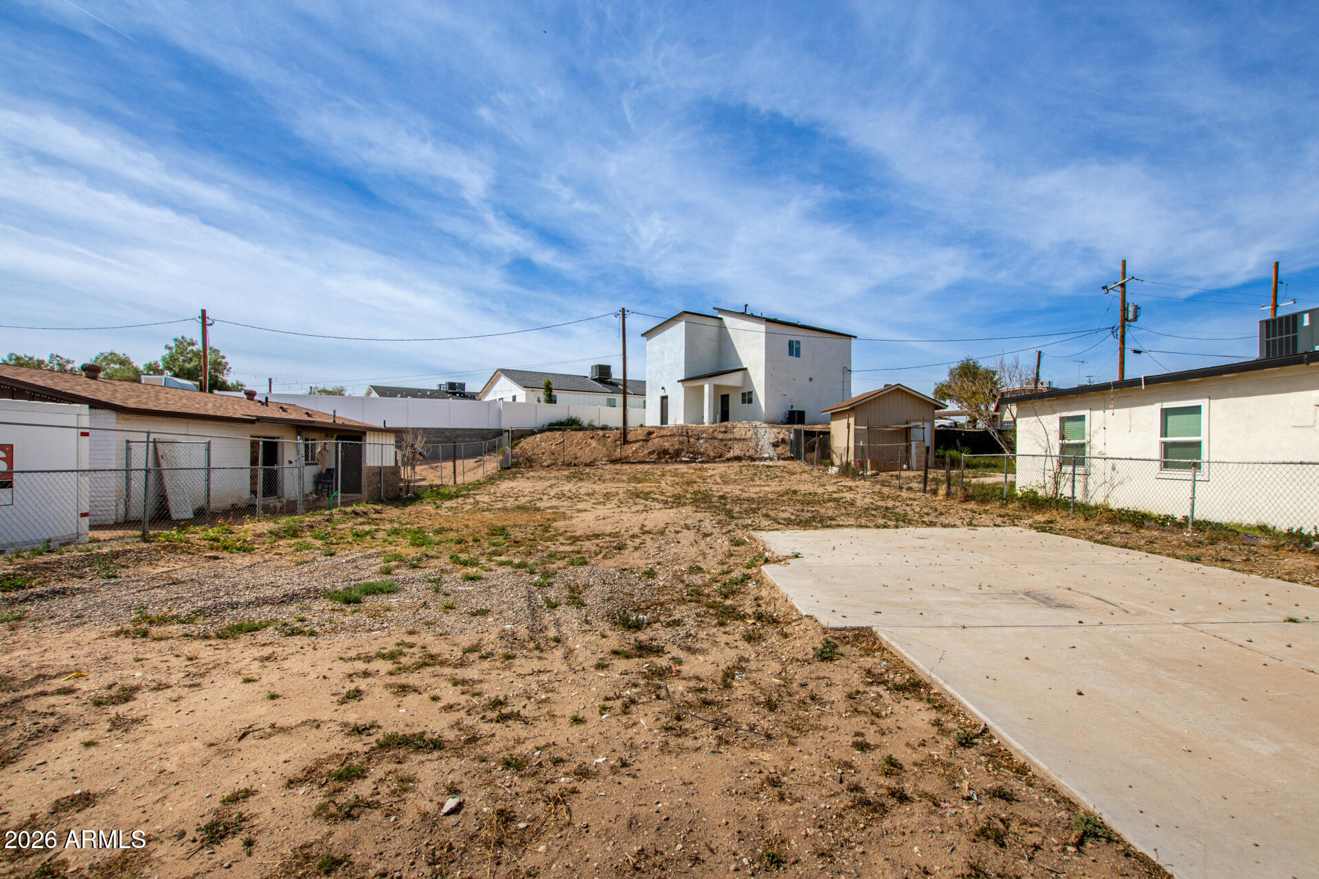 BROOKSIDE - Land