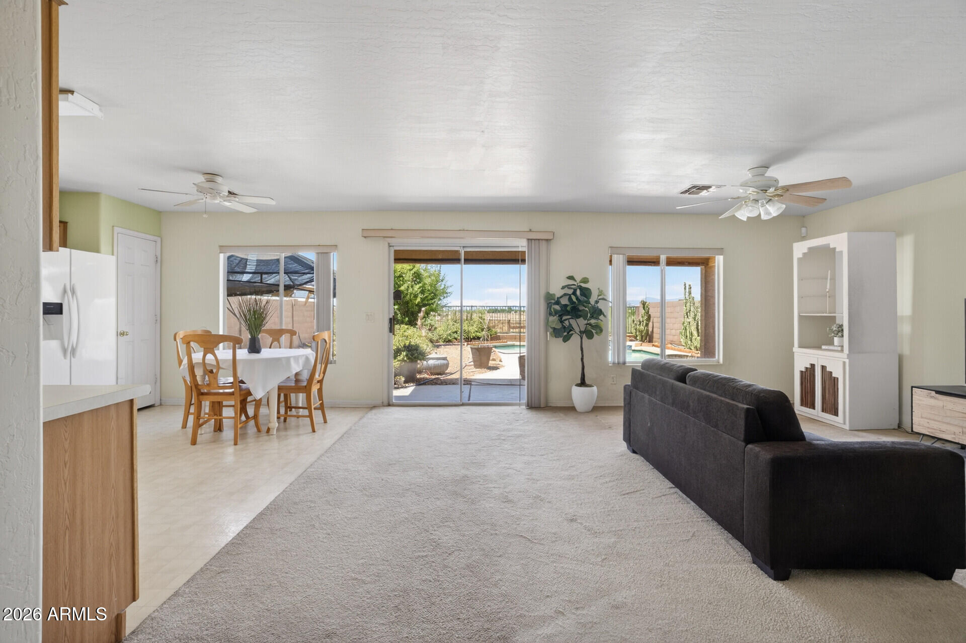 PALM MEADOWS REPLAT - Residential