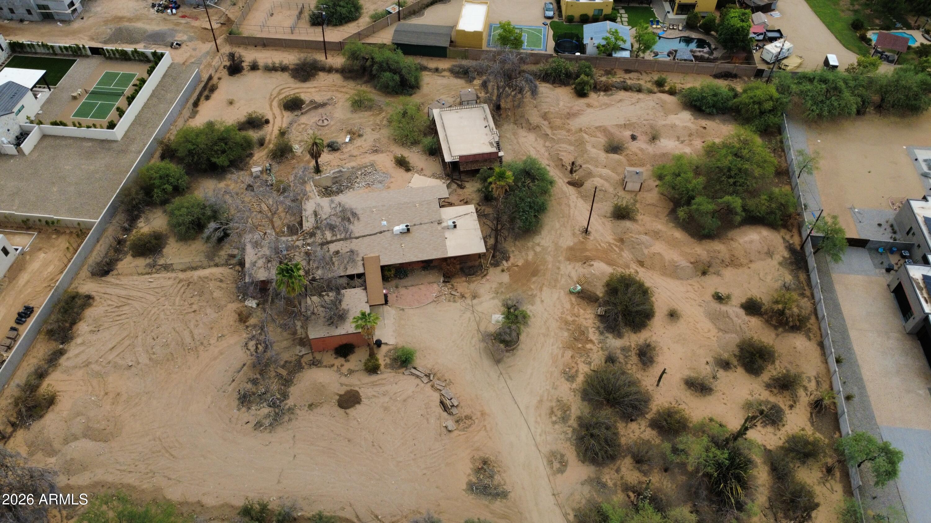 DESERT ESTATES 1 LOTS 1-4 21-24 - Residential