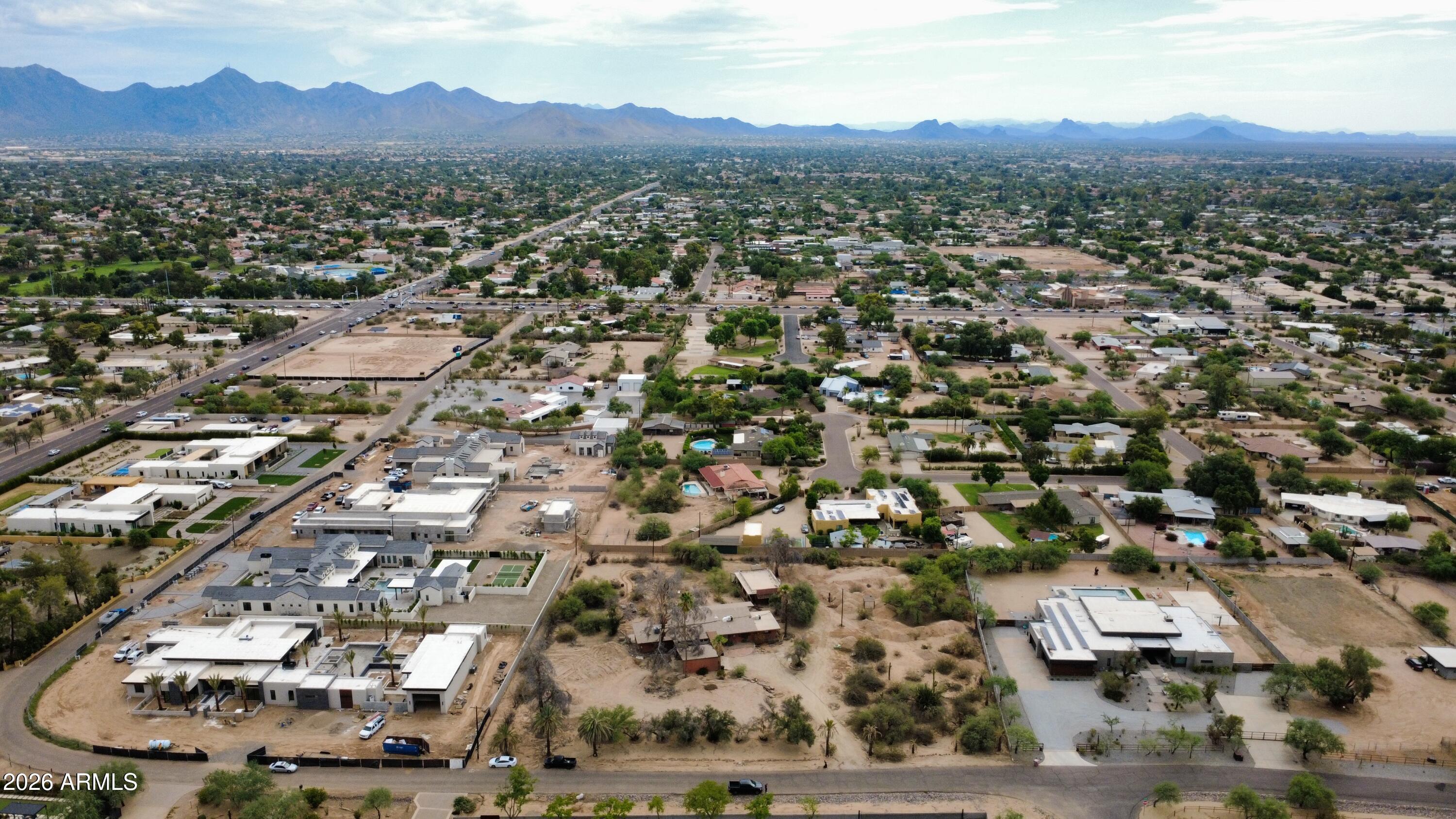 DESERT ESTATES 1 LOTS 1-4 21-24 - Residential