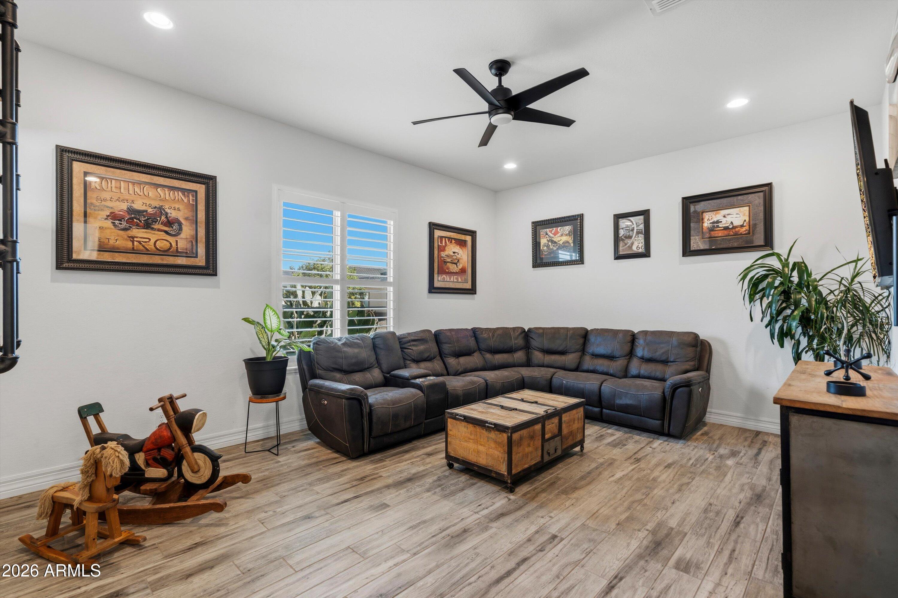 Spur Cross - Residential