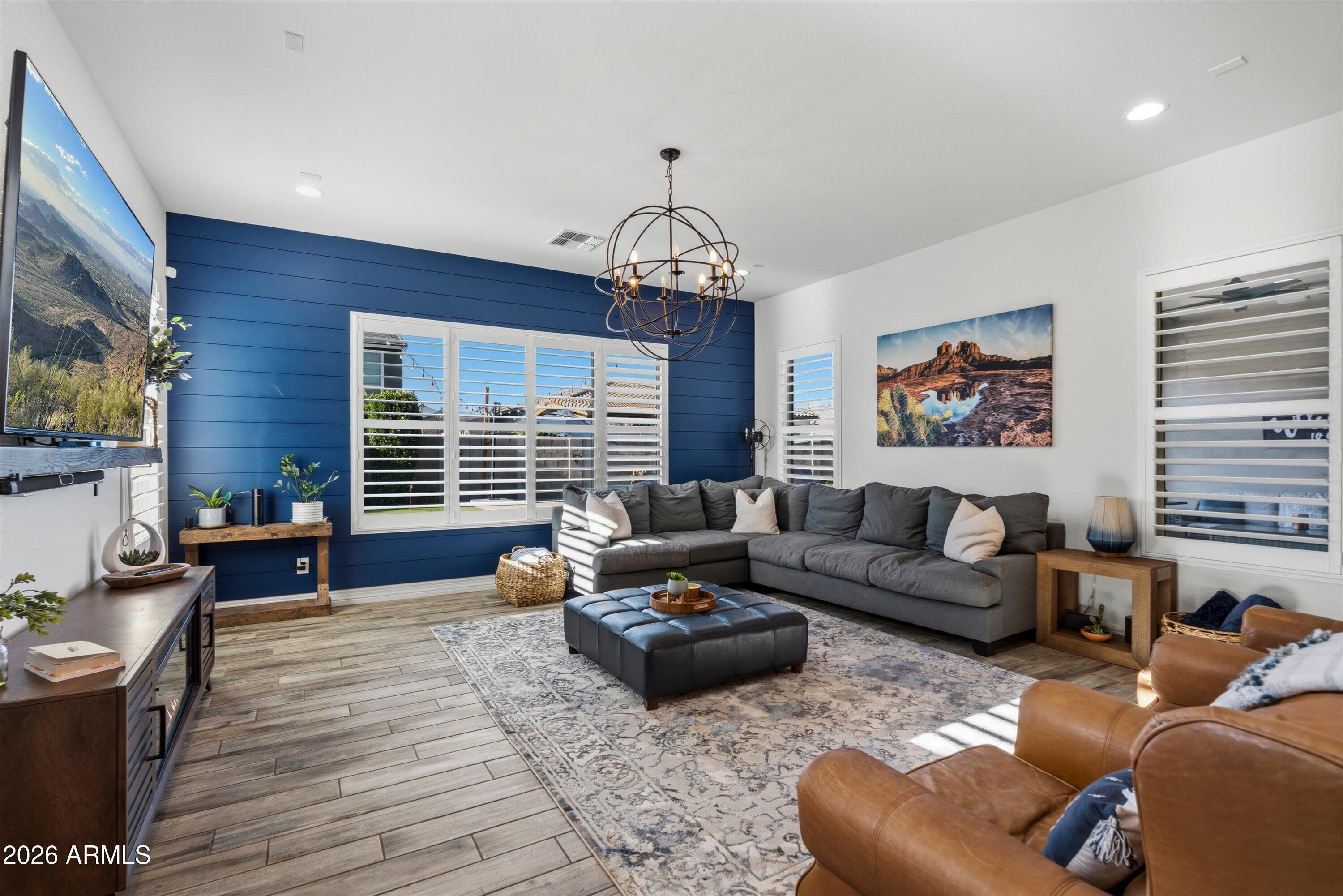 Spur Cross - Residential