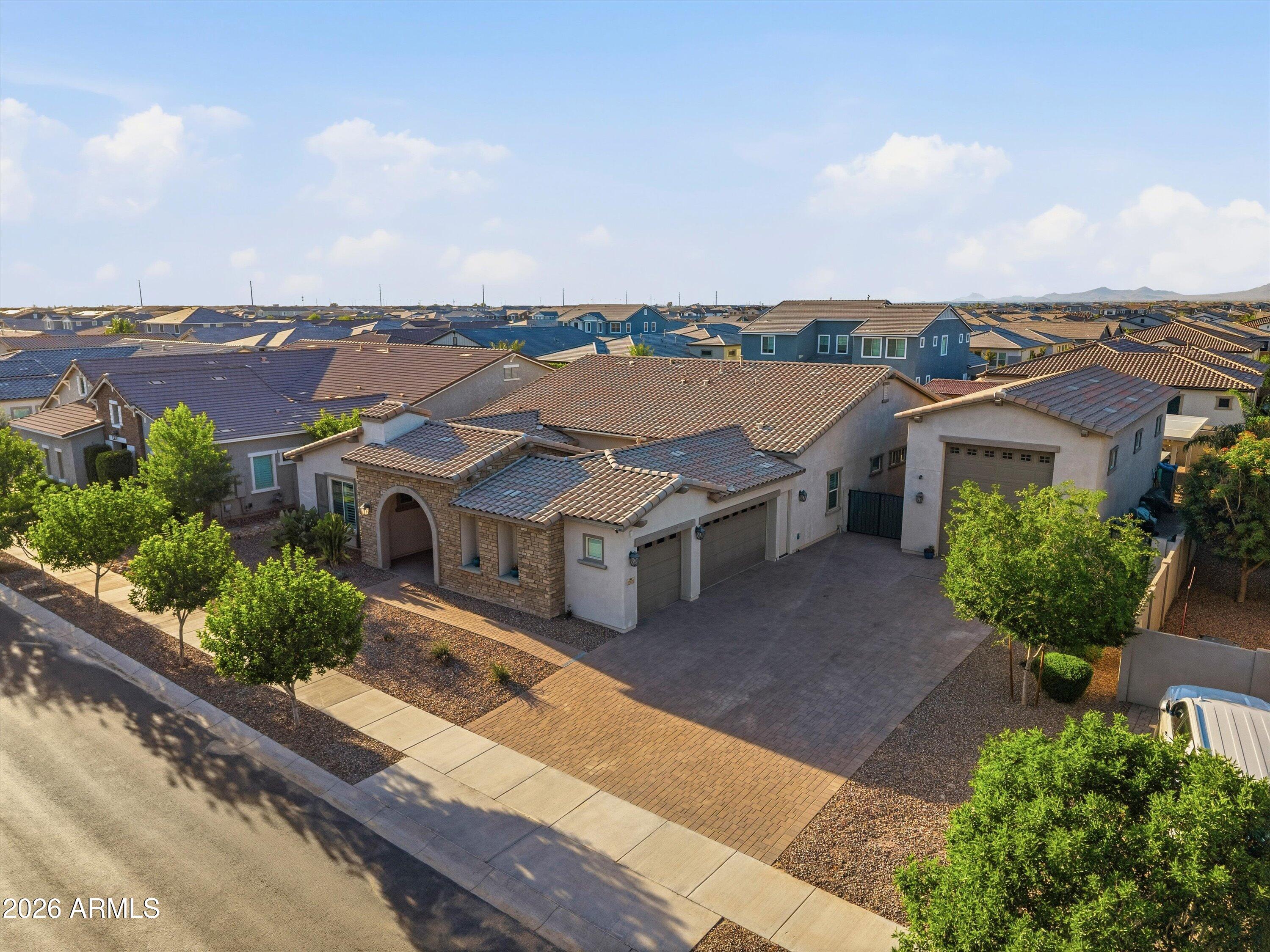 Spur Cross - Residential