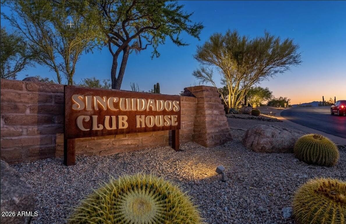 SINCUIDADOS UNIT THREE - Land