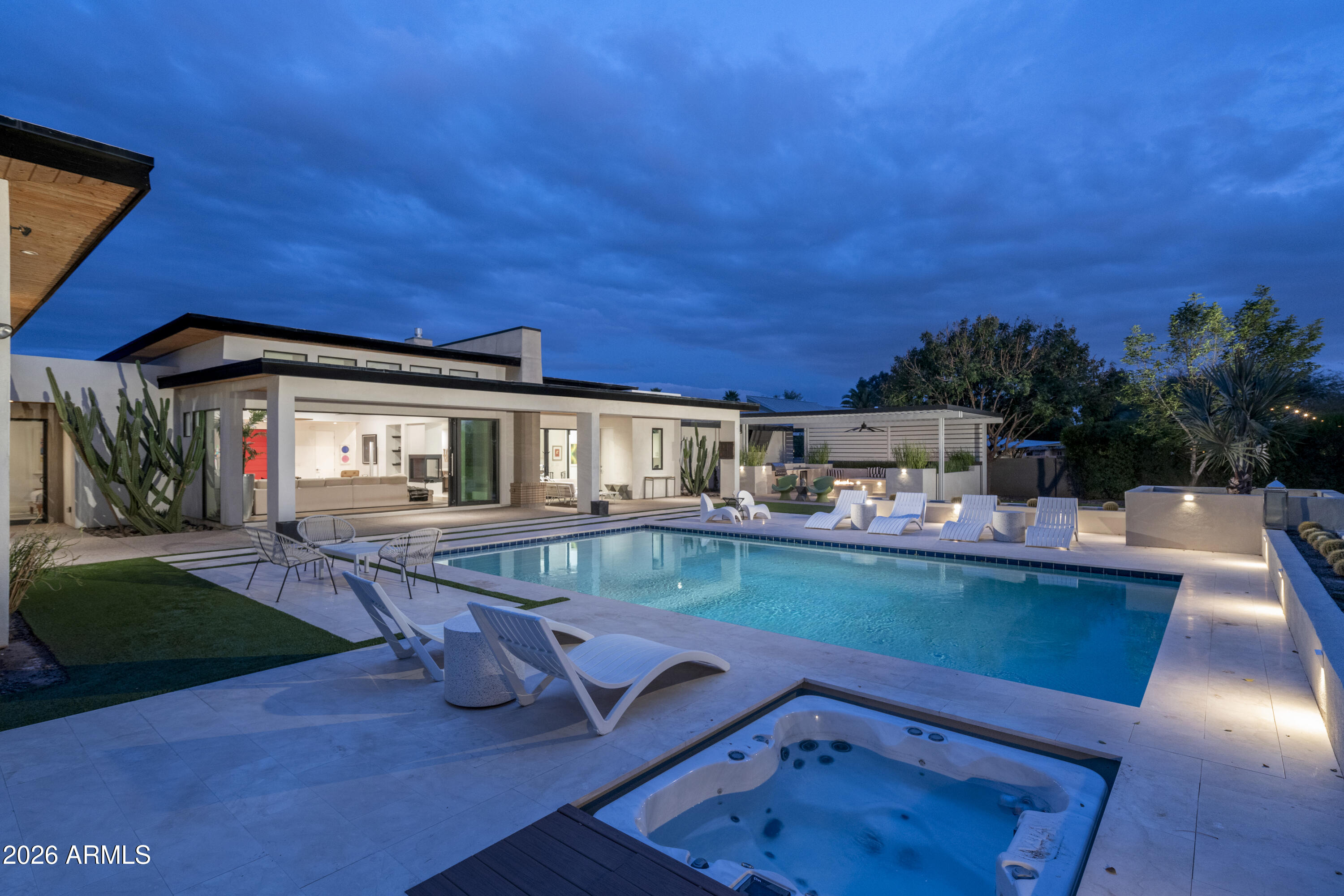 DESERT ESTATES 6 - Residential