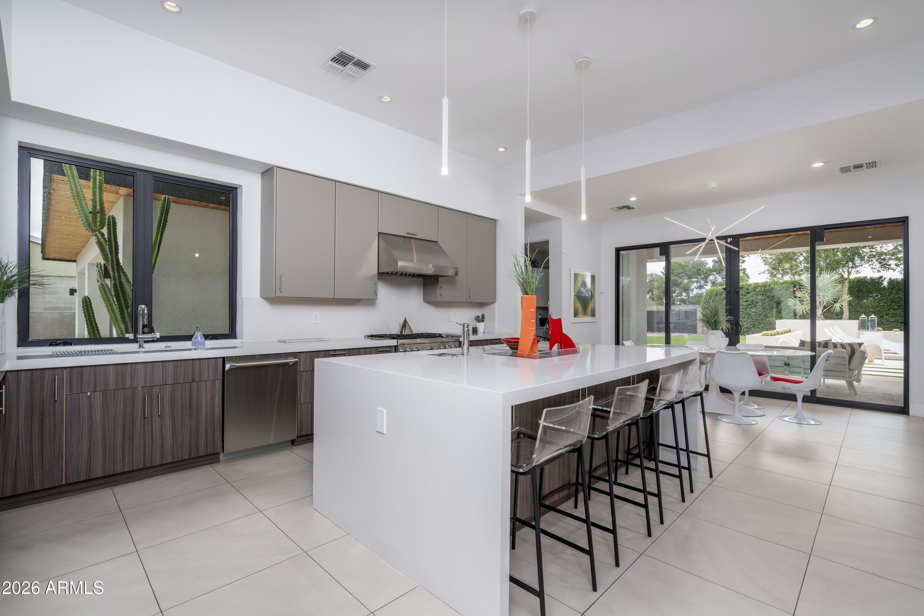 DESERT ESTATES 6 - Residential