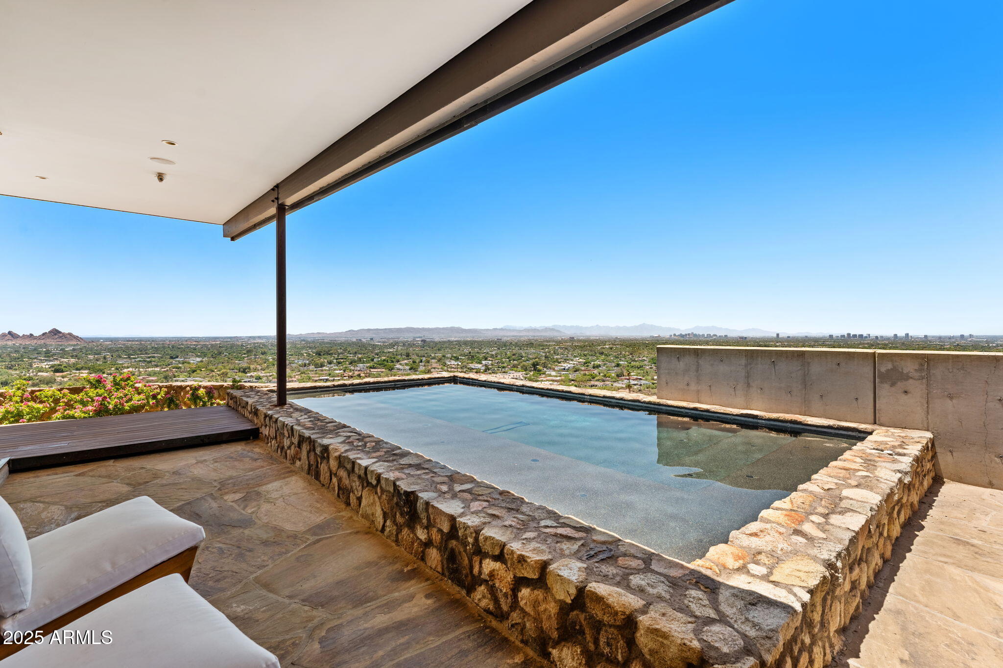 RED ROCK NORTH - Residential