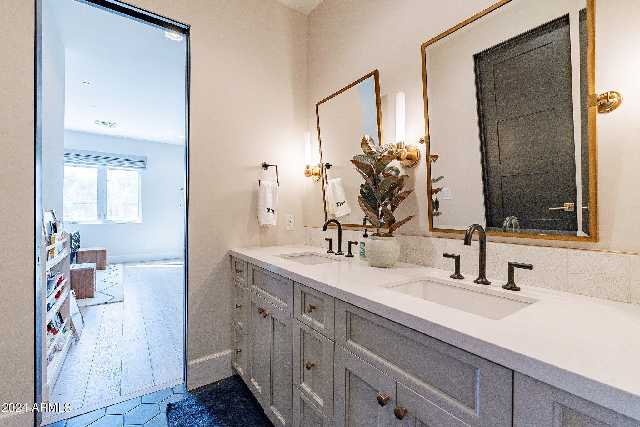 CAVALLO ESTATES - Residential