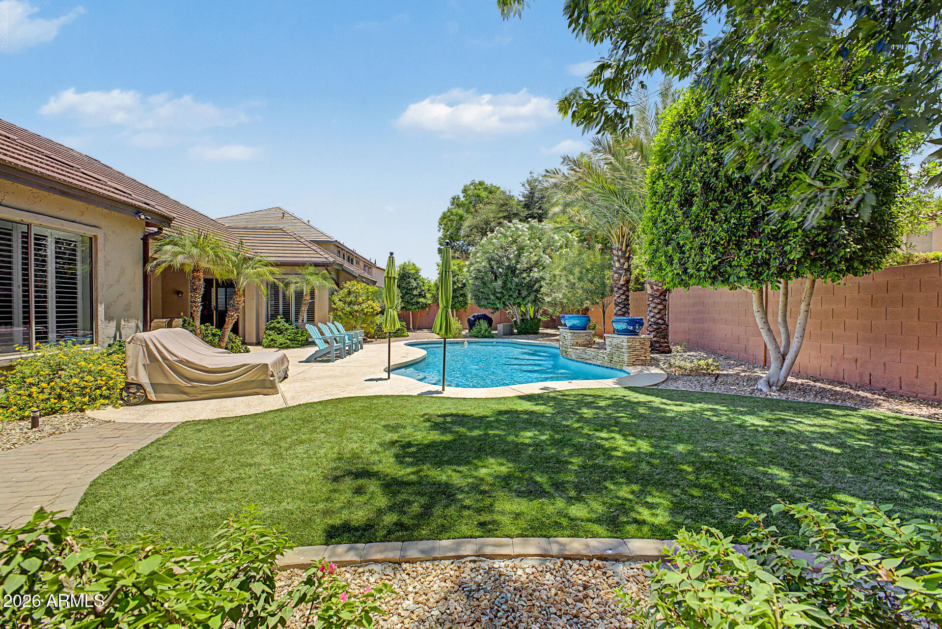 ARIZONA COUNTRY - Residential