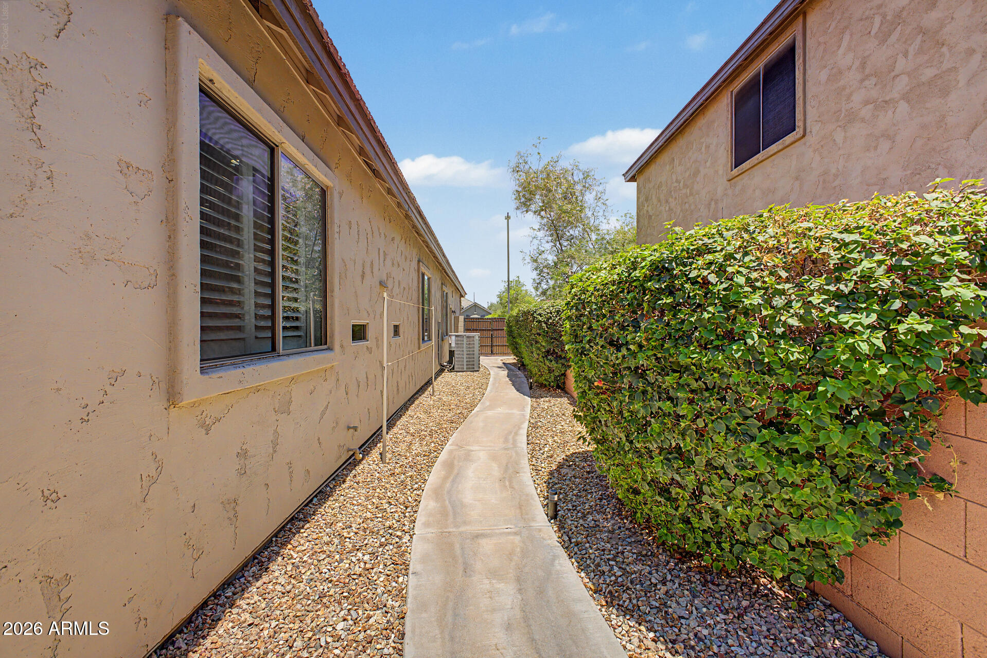 ARIZONA COUNTRY - Residential