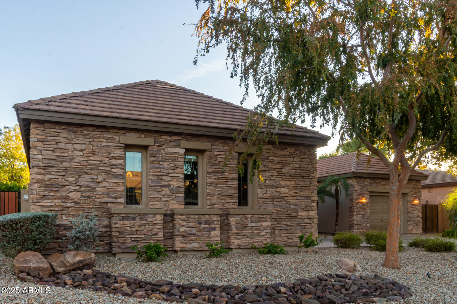 ARIZONA COUNTRY - Residential