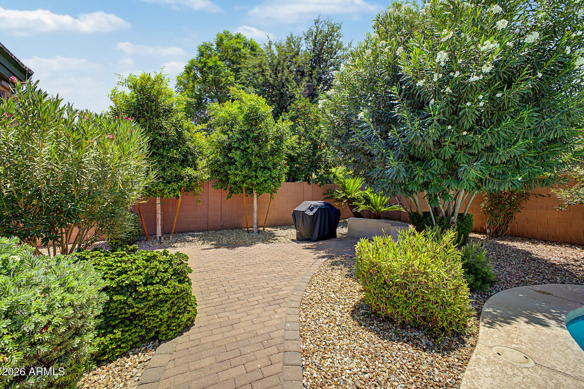 ARIZONA COUNTRY - Residential