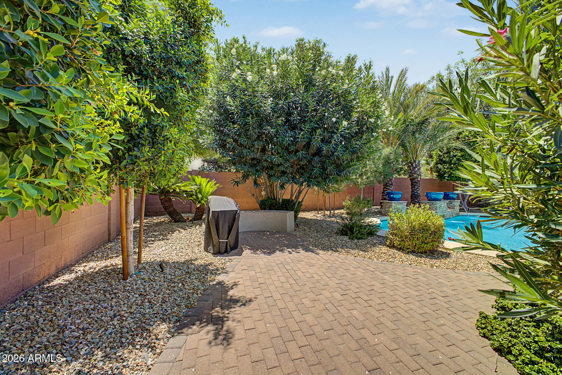 ARIZONA COUNTRY - Residential