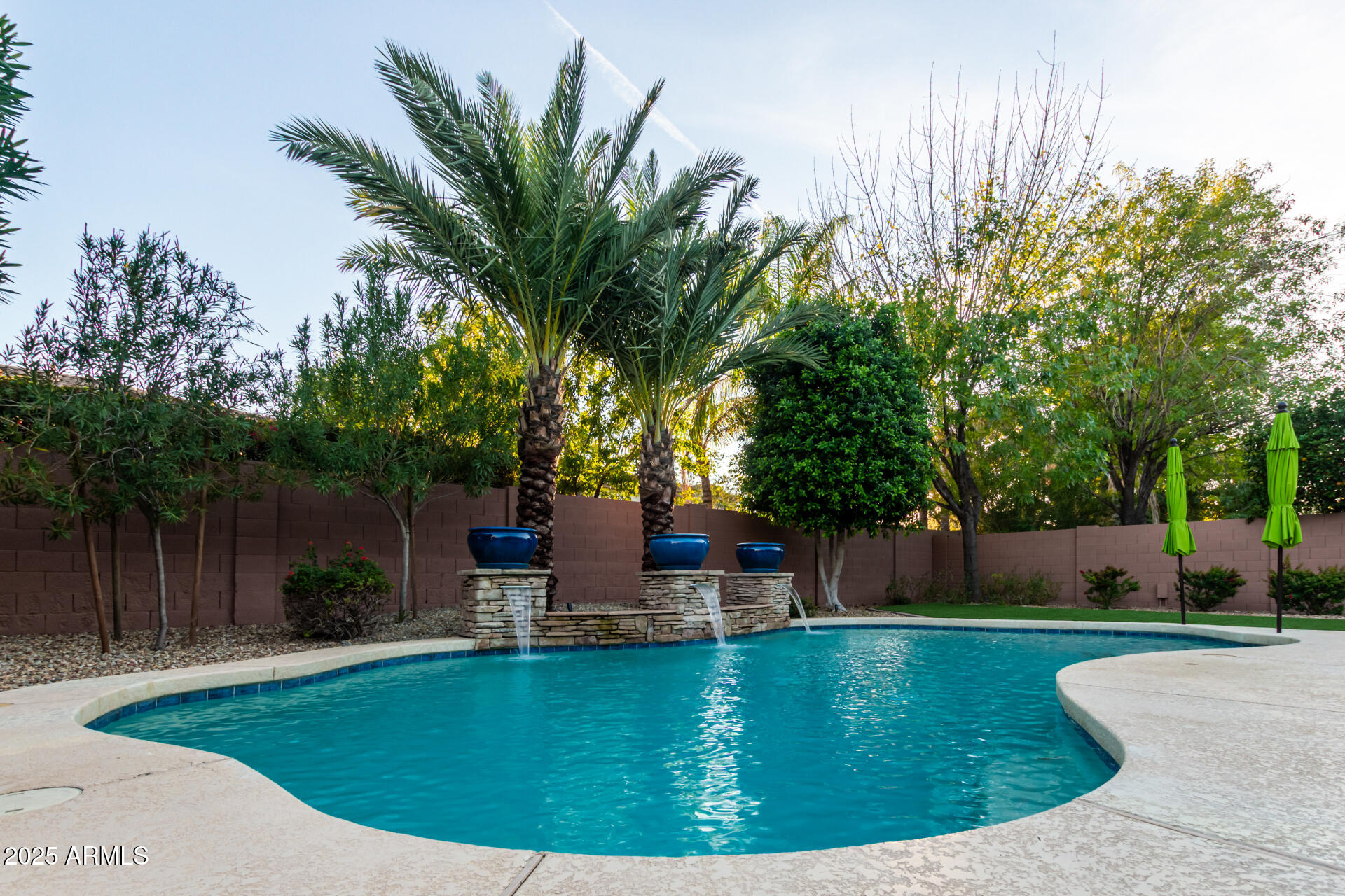 ARIZONA COUNTRY - Residential