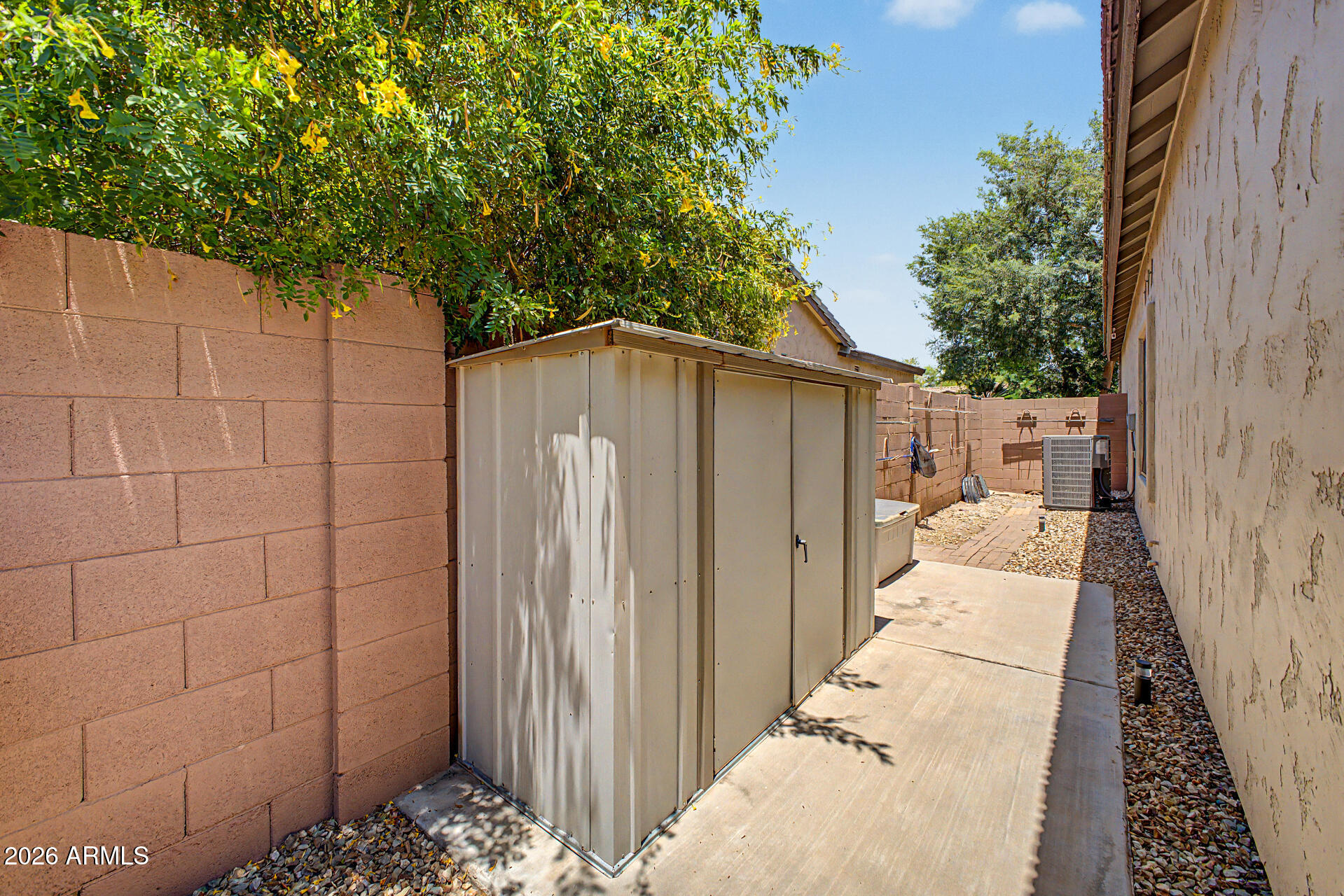 ARIZONA COUNTRY - Residential