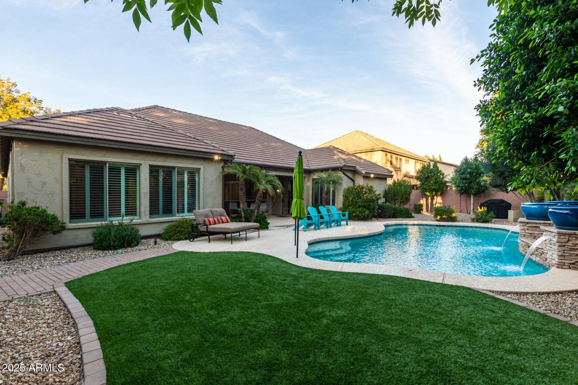 ARIZONA COUNTRY - Residential