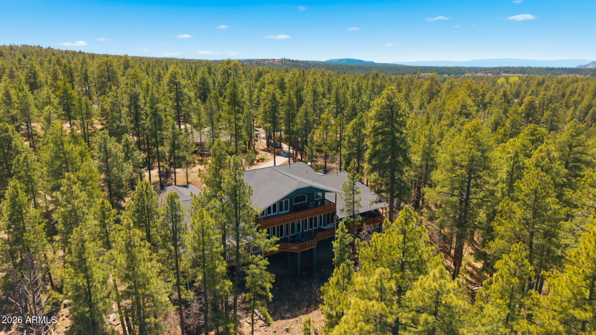 PINEWOOD 12 - Residential