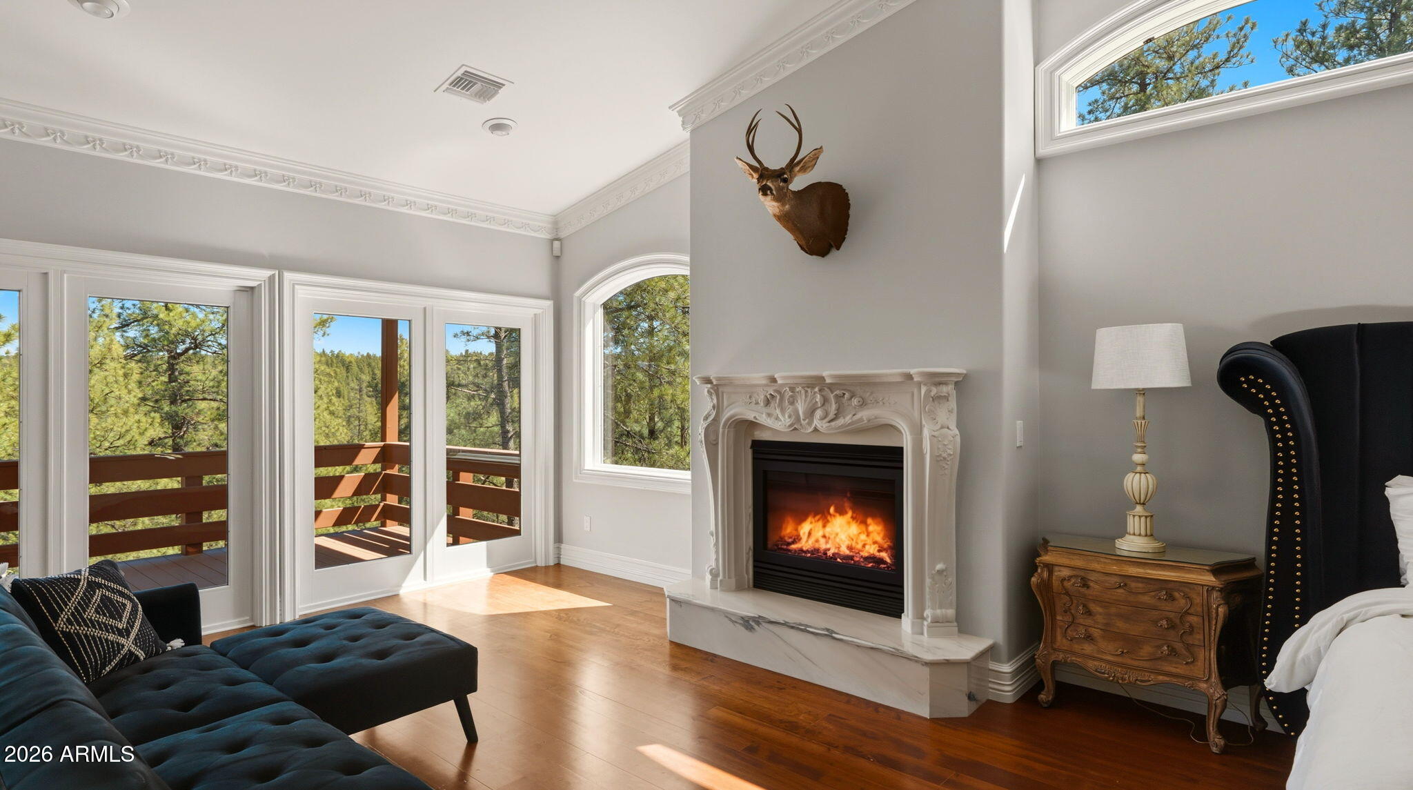 PINEWOOD 12 - Residential