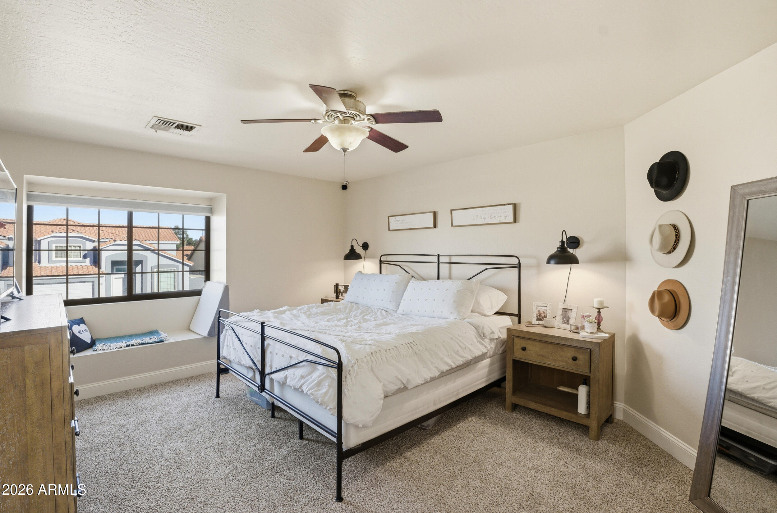 ESQUIRE VILLAGE AMD - Residential