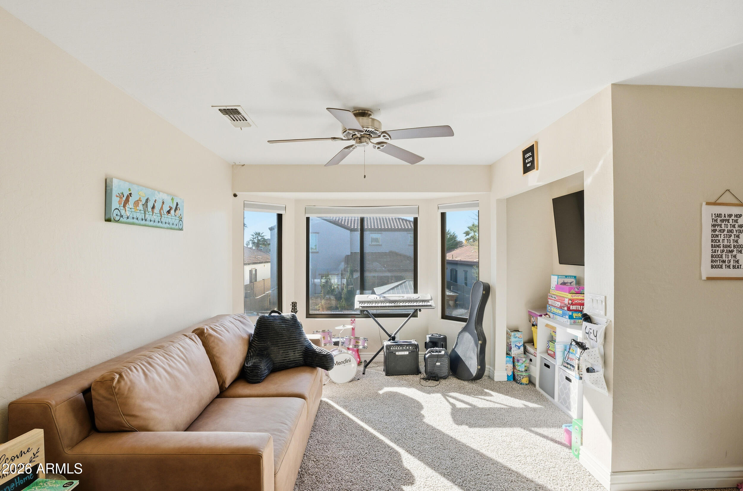 ESQUIRE VILLAGE AMD - Residential