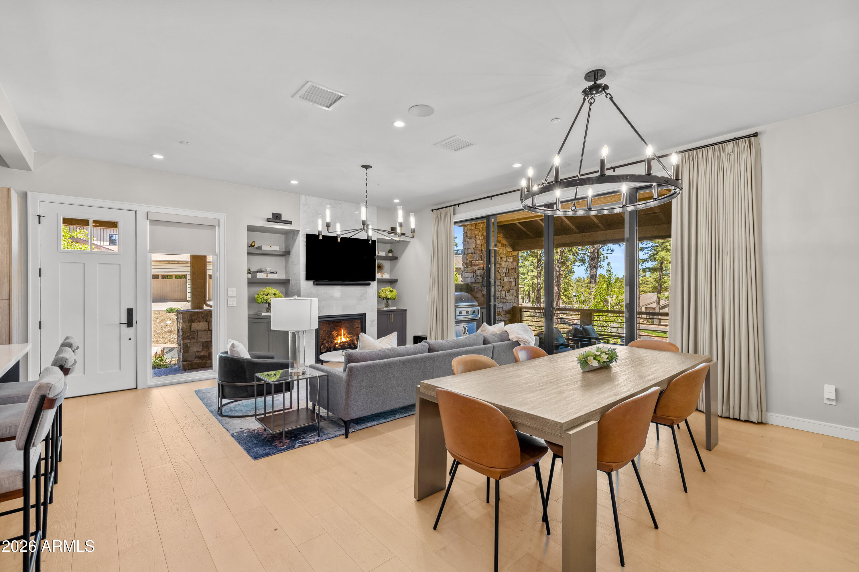 MOUNTAIN VISTA CONDOMINIUMS AT PINE CANYON - Residential