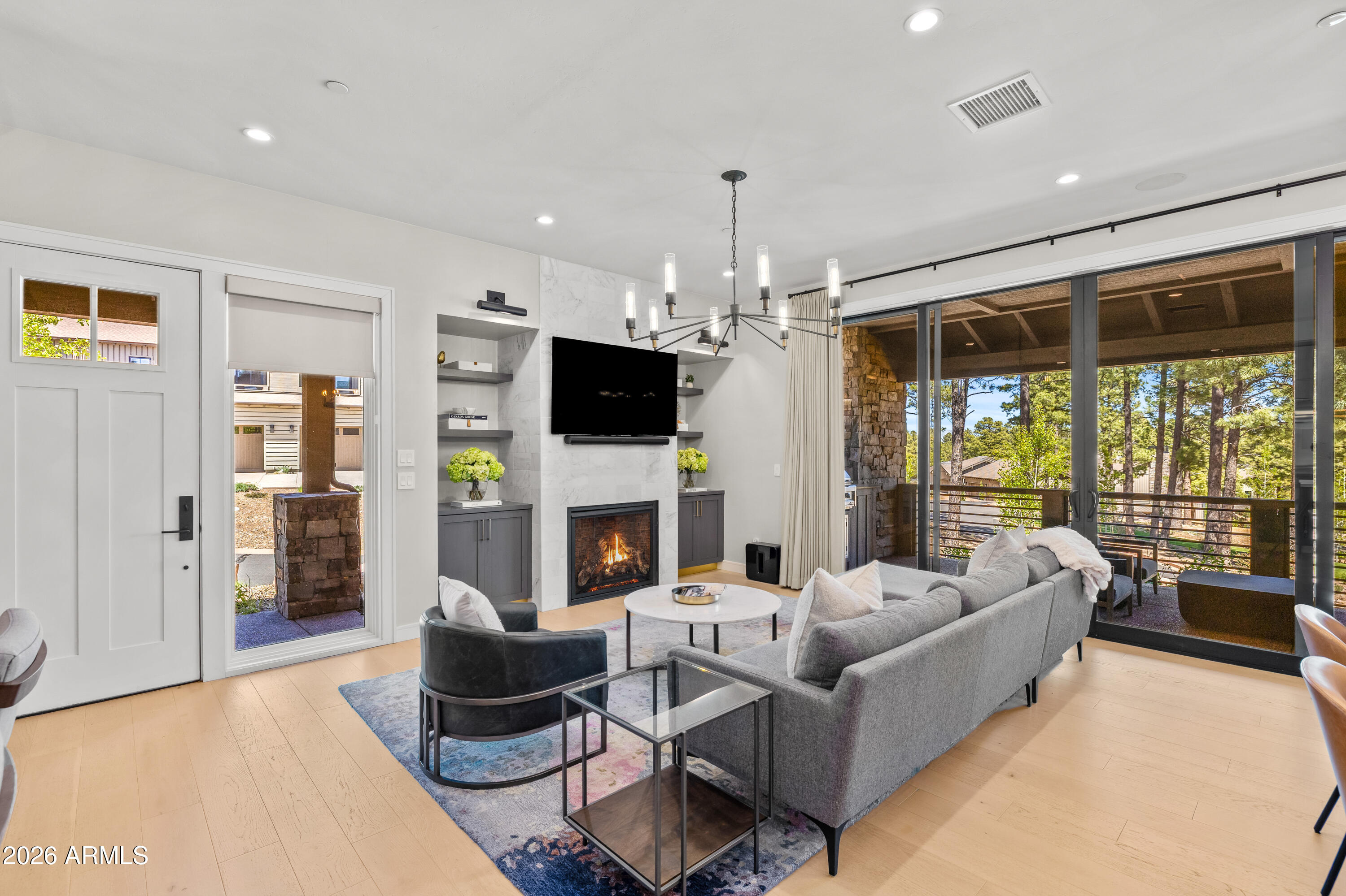 MOUNTAIN VISTA CONDOMINIUMS AT PINE CANYON - Residential
