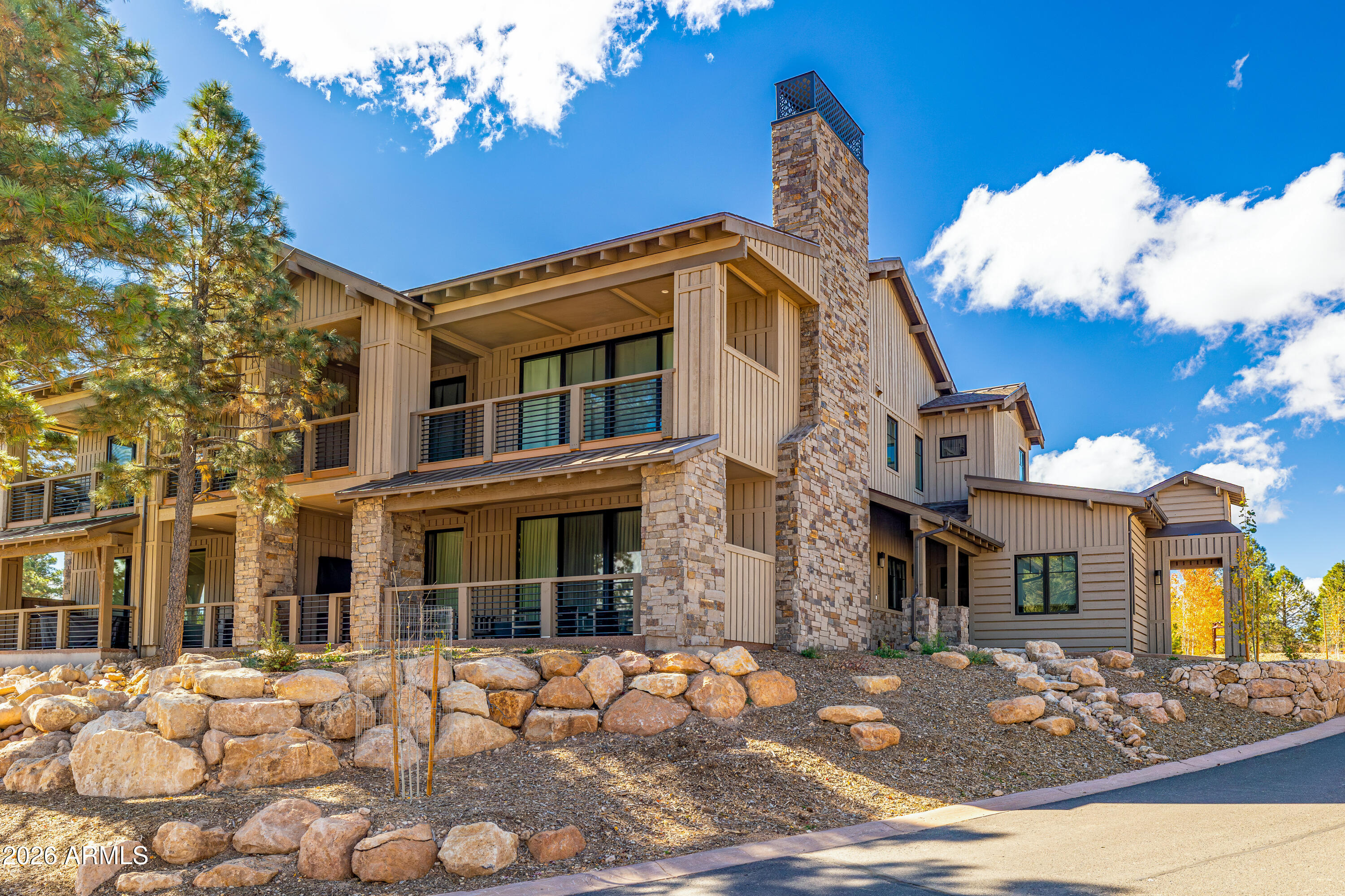 MOUNTAIN VISTA CONDOMINIUMS AT PINE CANYON - Residential