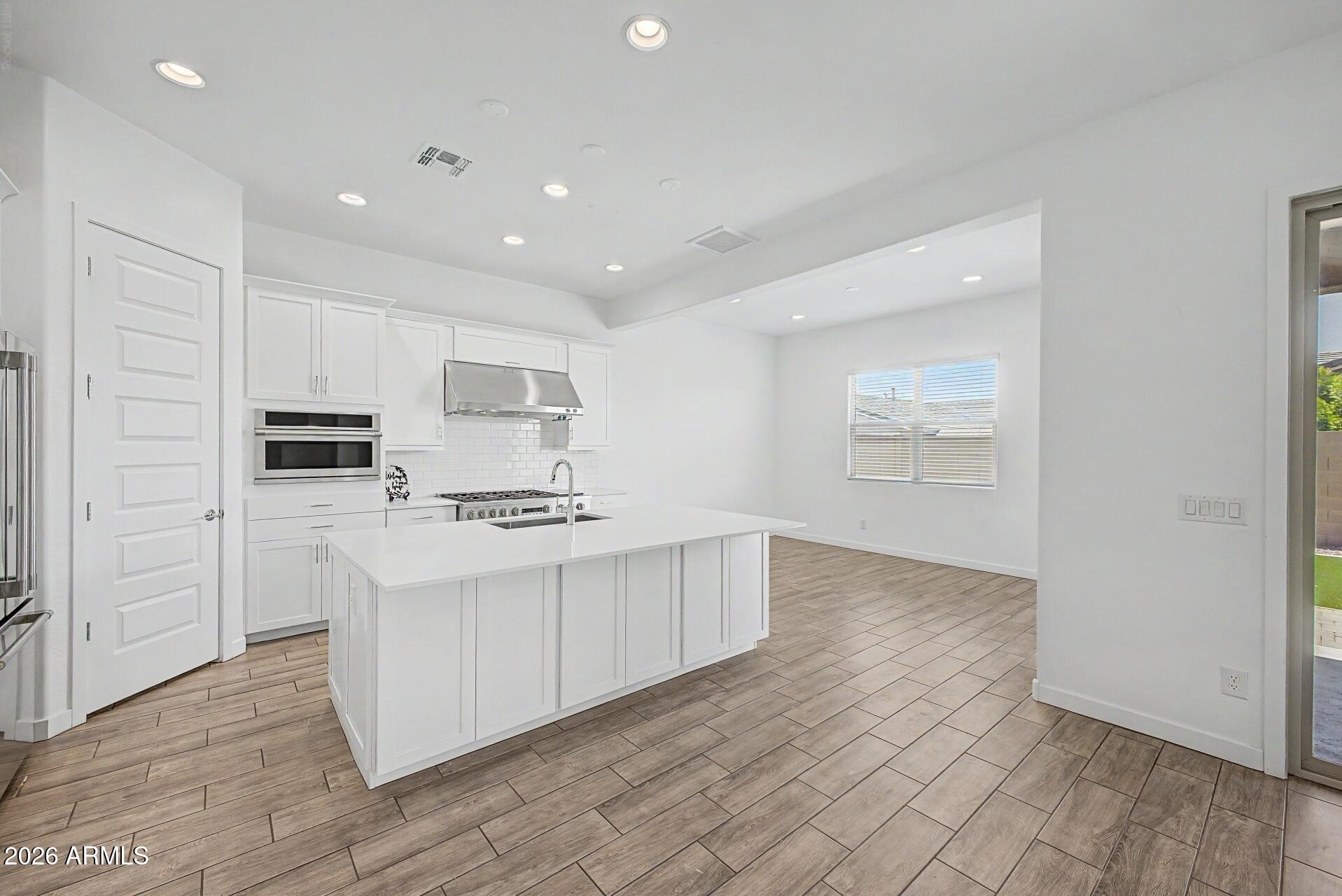 DOBBINS VILLAGE - Residential