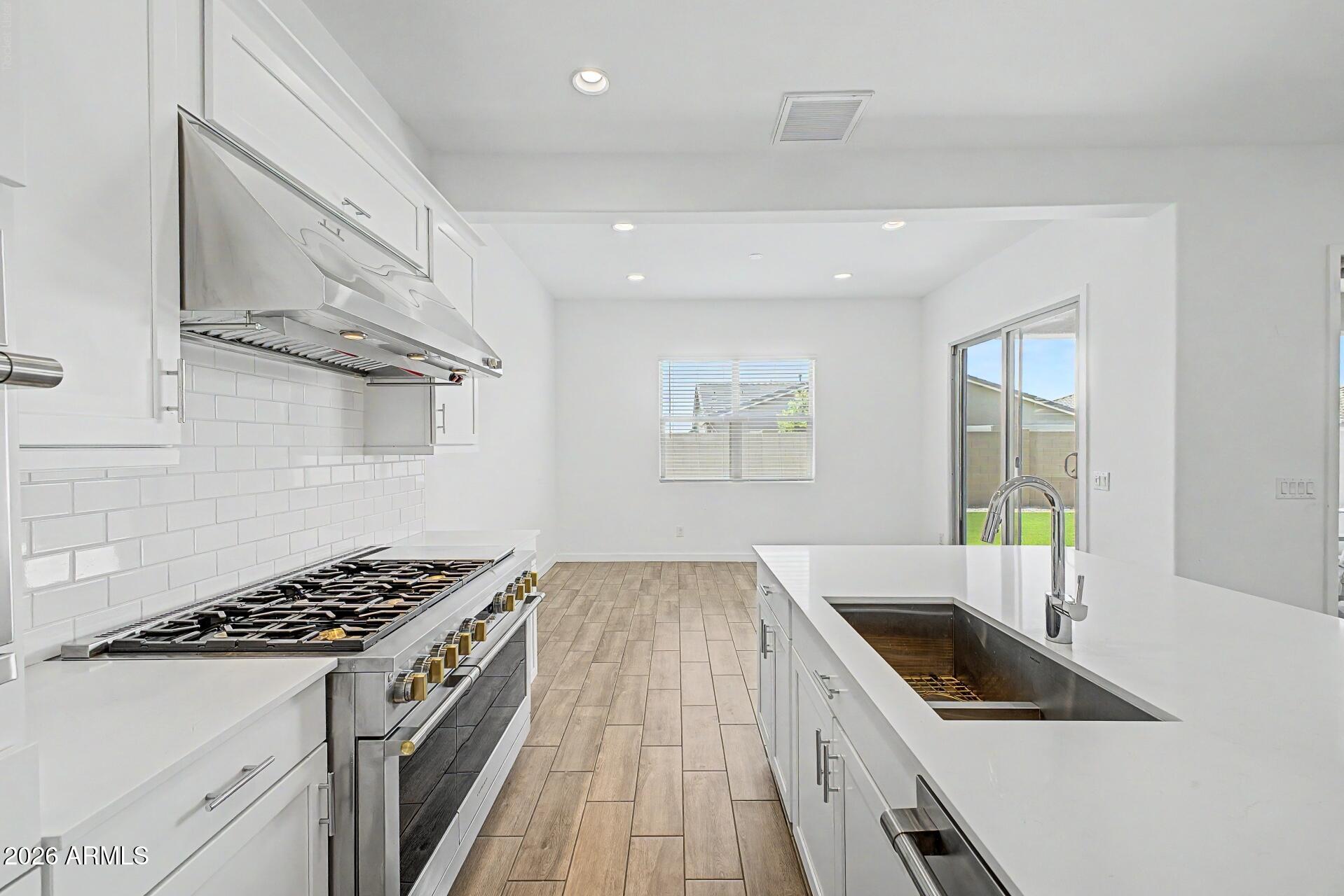 DOBBINS VILLAGE - Residential