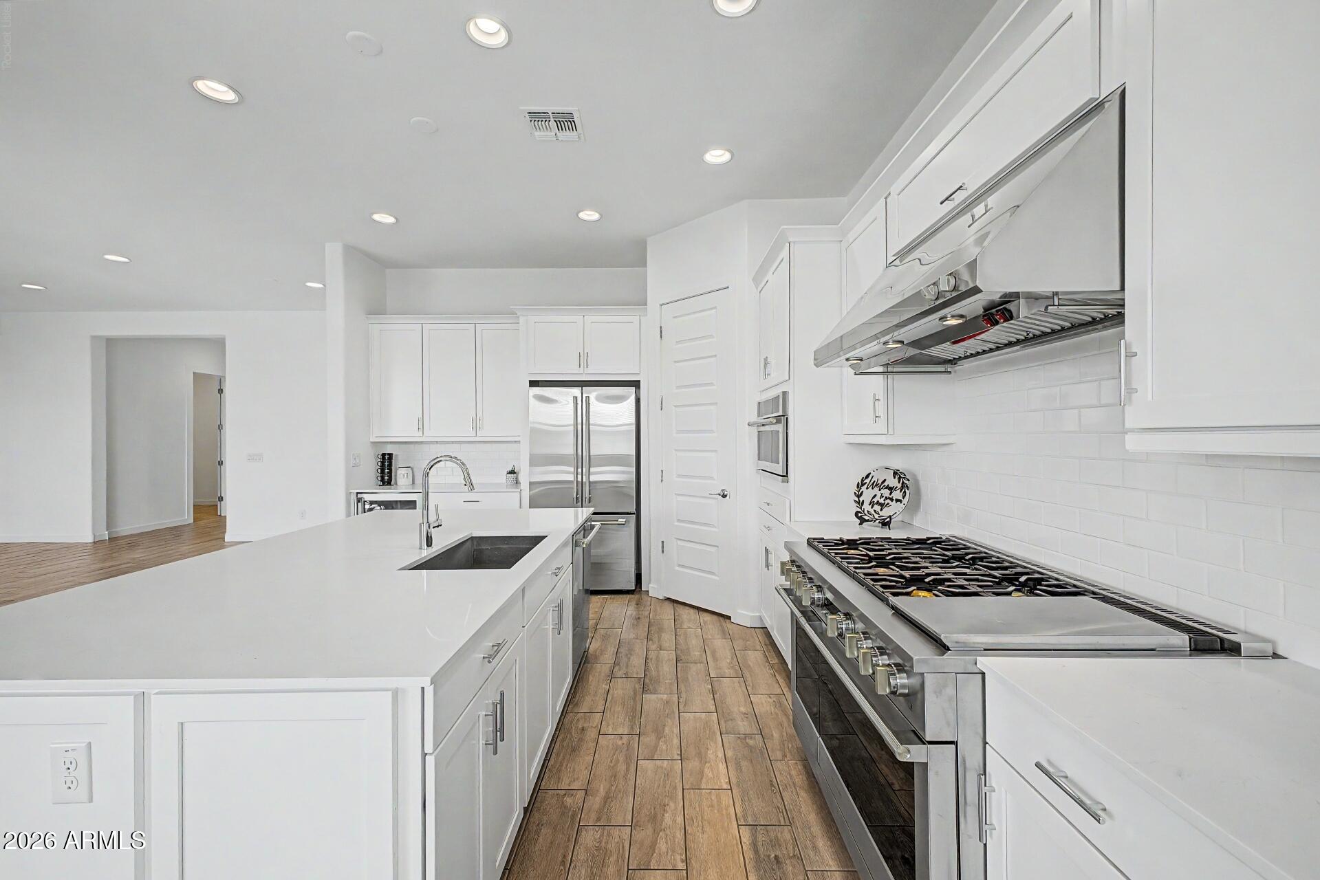 DOBBINS VILLAGE - Residential