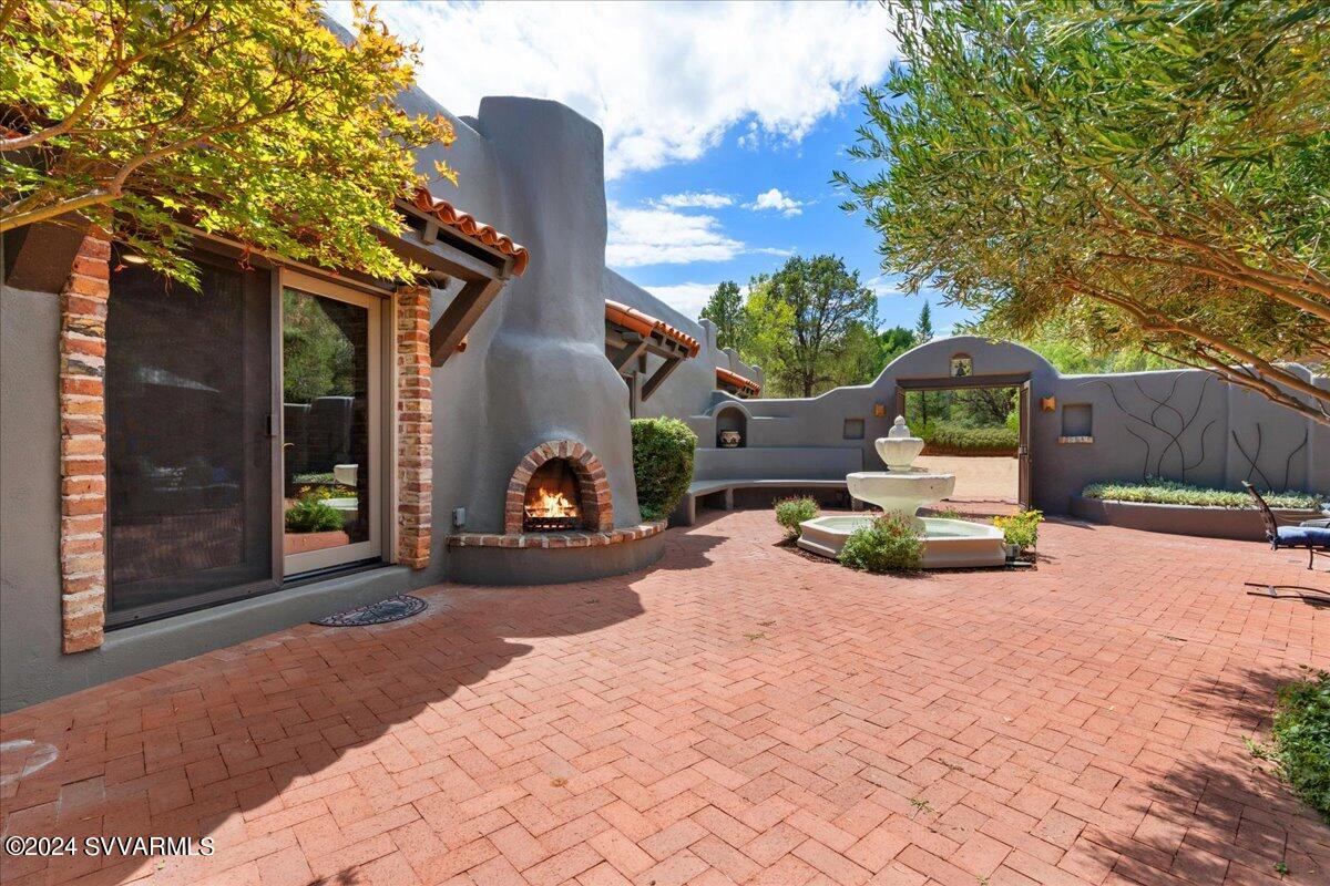 Shadow Rock - Residential