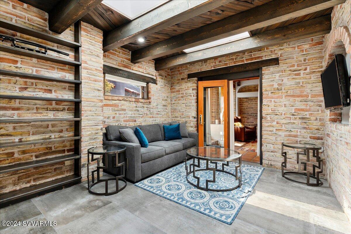 Shadow Rock - Residential