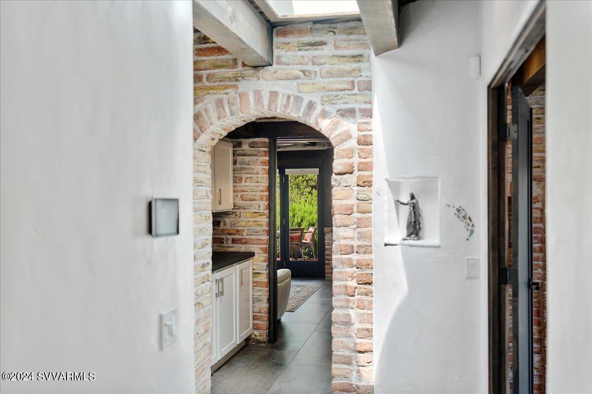 Shadow Rock - Residential