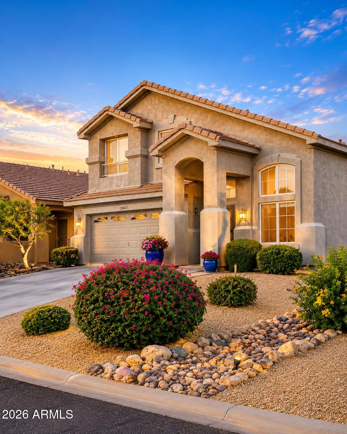 3 Bedroom 3 bath Plus Loft In the Heart of Fountain Hills! This highly desired area is just a short walk to Fountain Lake Park and Avenue of the Fountains with great dining, shopping boutiques and entertainment. This property has one of the best community swimming pools, spa and BBQ area in Fountain Hills, with  great city views, overlooking the Lake Park and famous Fountain. Great family home or seasonal getaway.